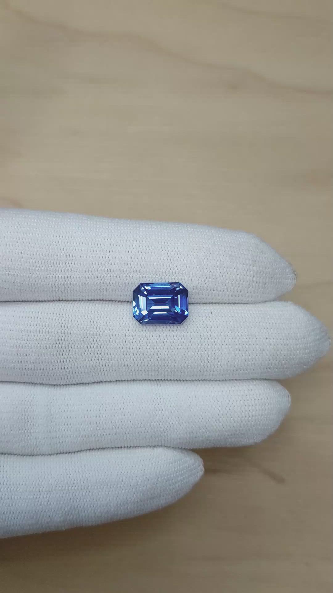 7.58 Ct. Blue Sapphire from Ceylon (Sri Lanka) Size Video