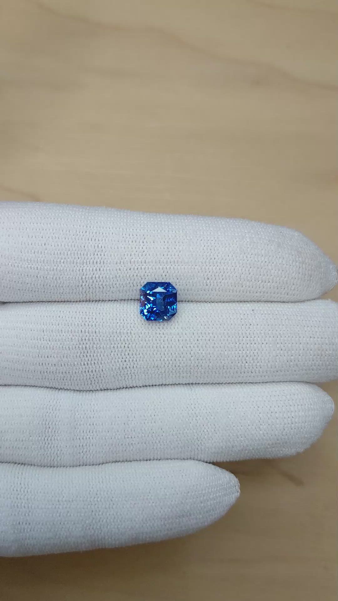 3.10 Ct. Blue Sapphire from Ceylon (Sri Lanka) Size Video