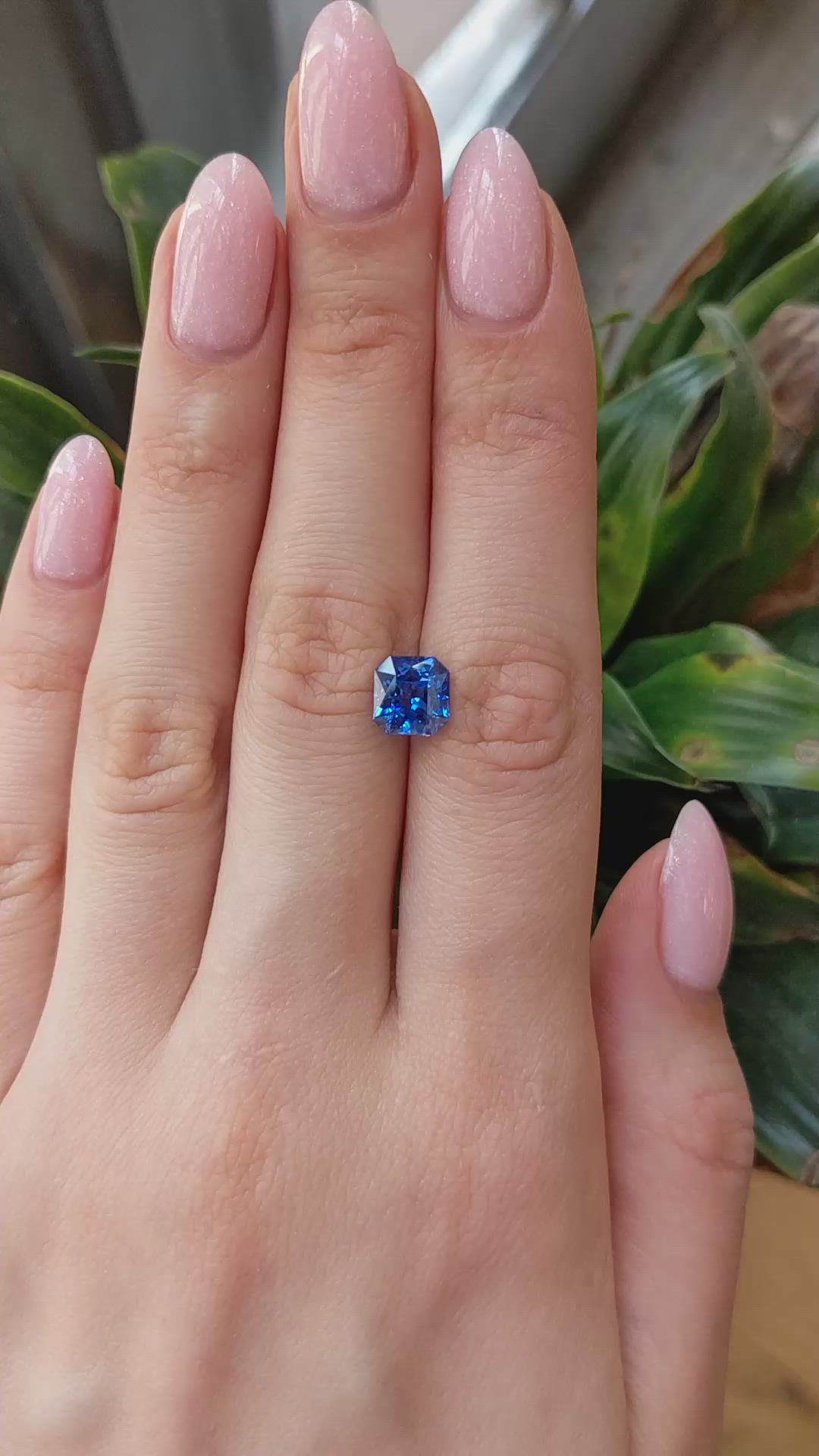 3.10 Ct. Blue Sapphire from Ceylon (Sri Lanka) Size Video