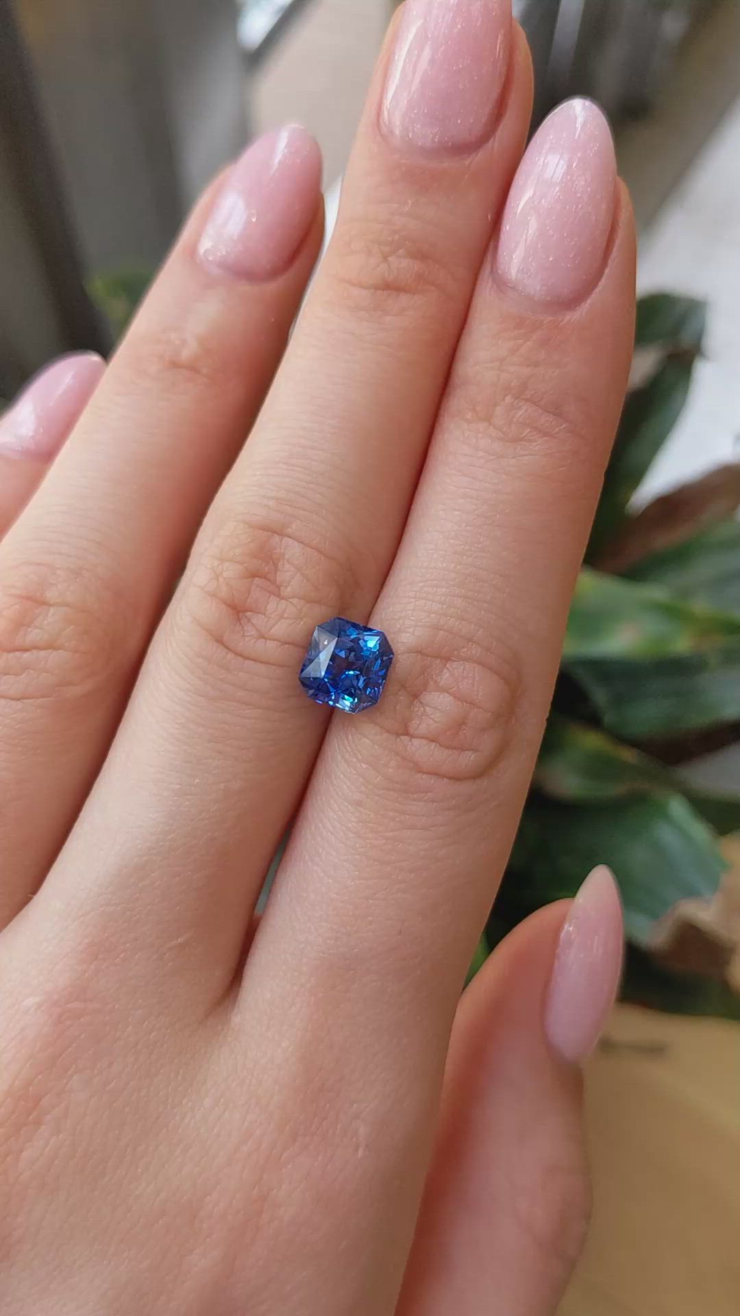3.10 Ct. Blue Sapphire from Ceylon (Sri Lanka) Size Video