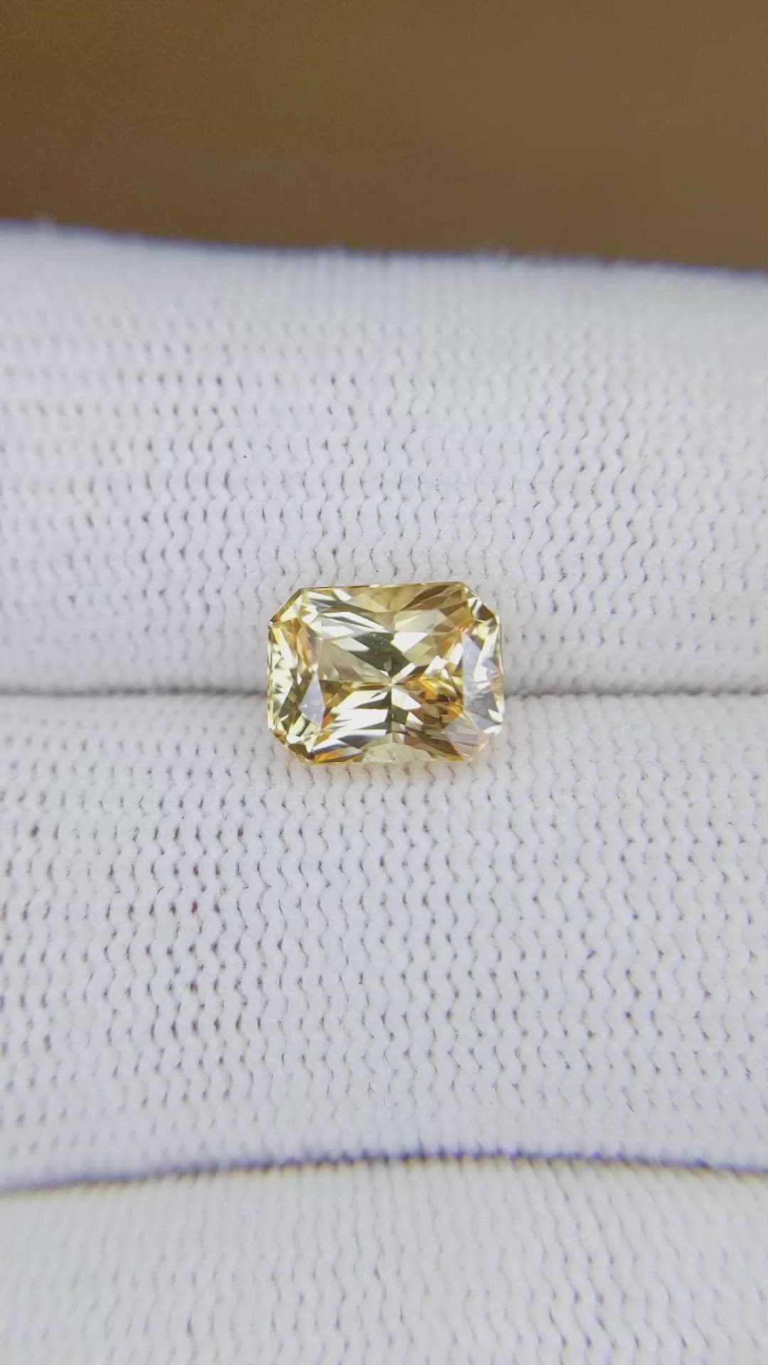 2.99 Ct. Peach Sapphire from Ceylon (Sri Lanka) Size Video
