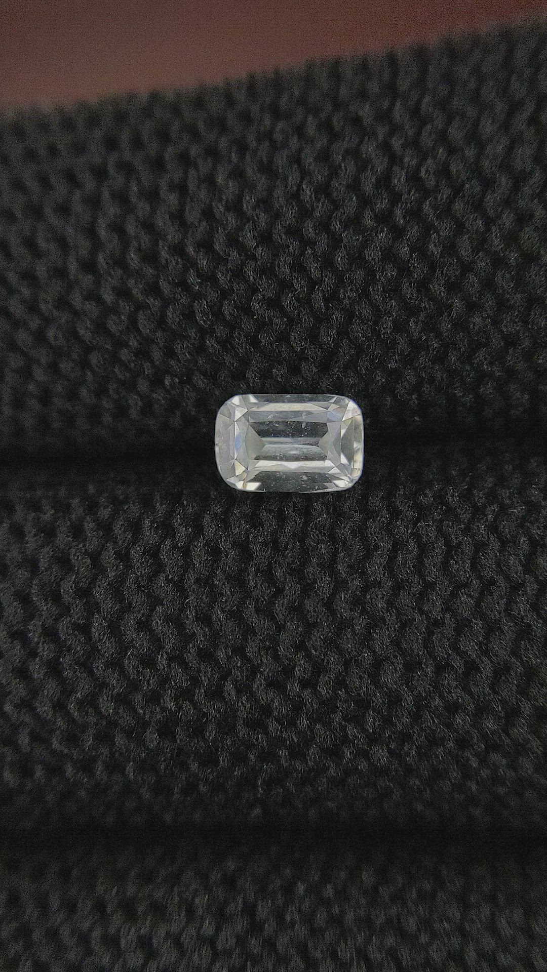 0.99 Ct. White Sapphire from Ceylon (Sri Lanka) Size Video
