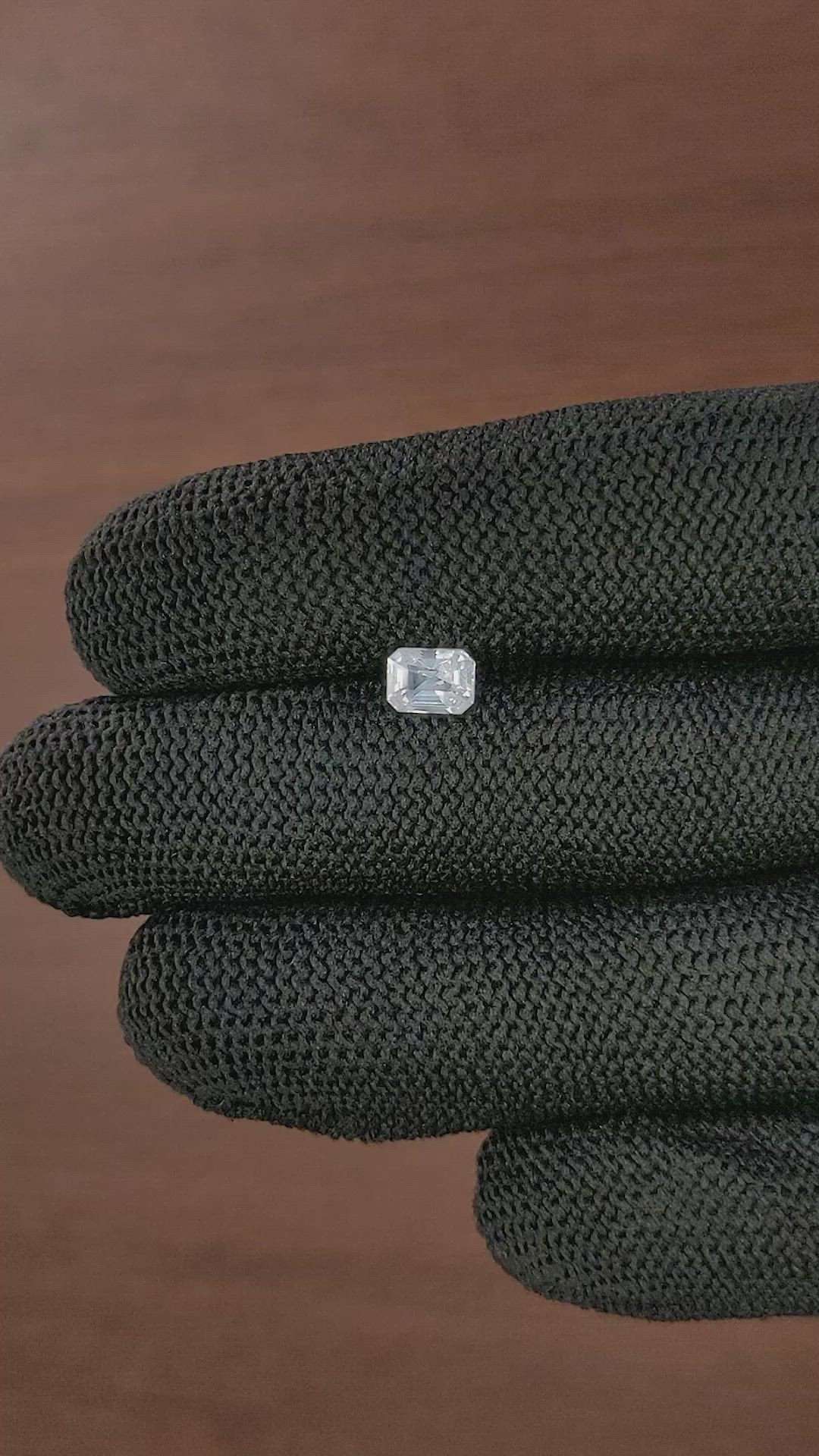 1.00 Ct. White Sapphire from Ceylon (Sri Lanka) Size Video