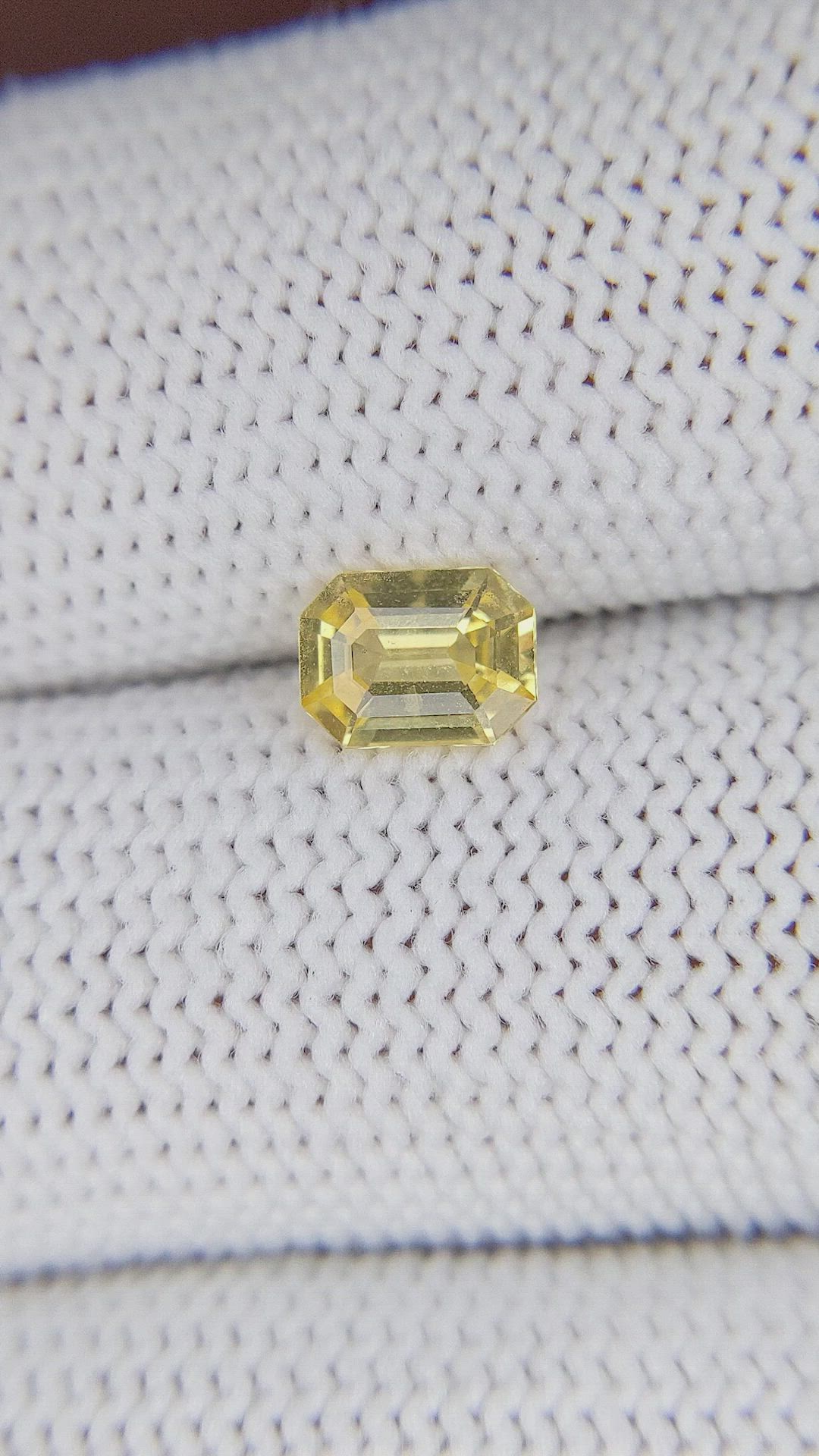 0.87 Ct. Yellow Sapphire from Ceylon (Sri Lanka) Size Video