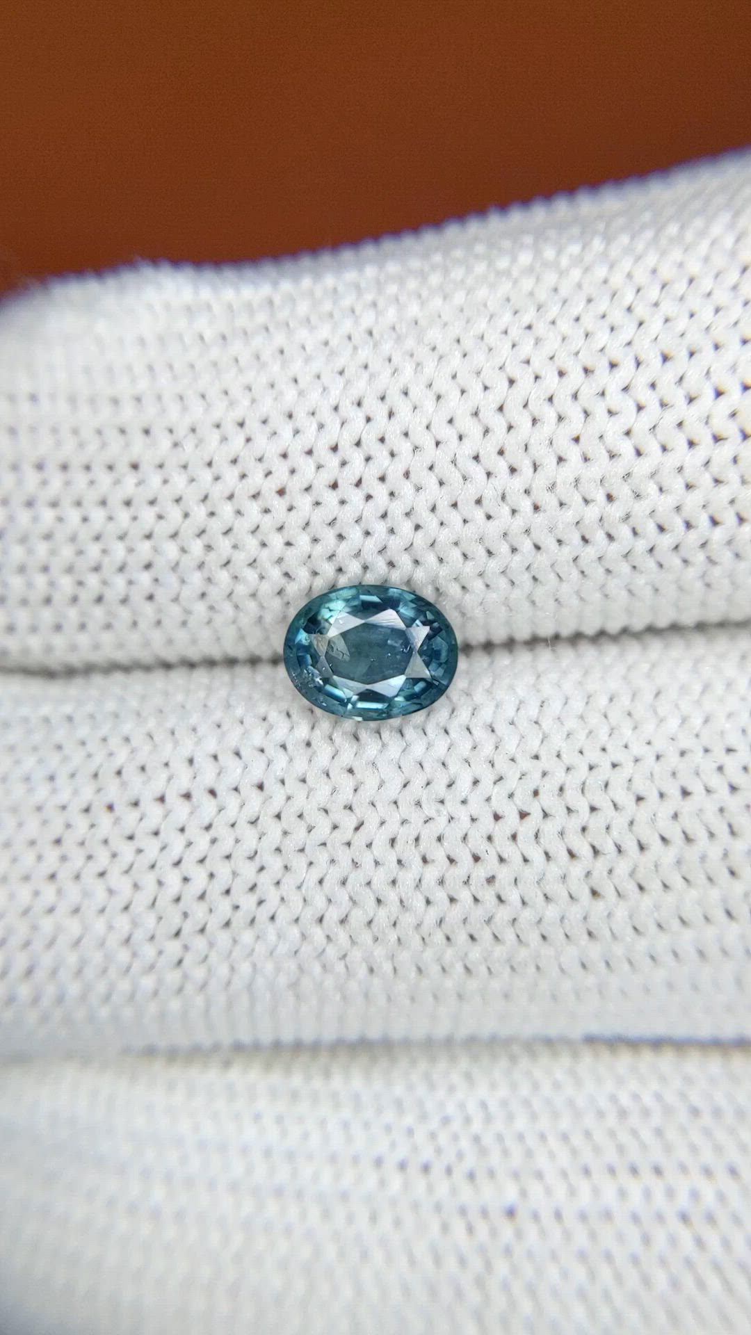 1.05 Ct. Greenish Blue Sapphire from Ceylon (Sri Lanka) Size Video