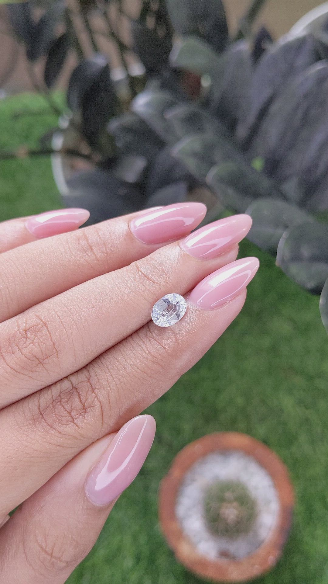 1.21 Ct. White Sapphire from Ceylon (Sri Lanka) Size Video