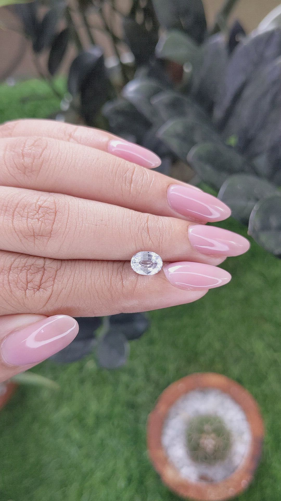 1.21 Ct. White Sapphire from Ceylon (Sri Lanka) Size Video