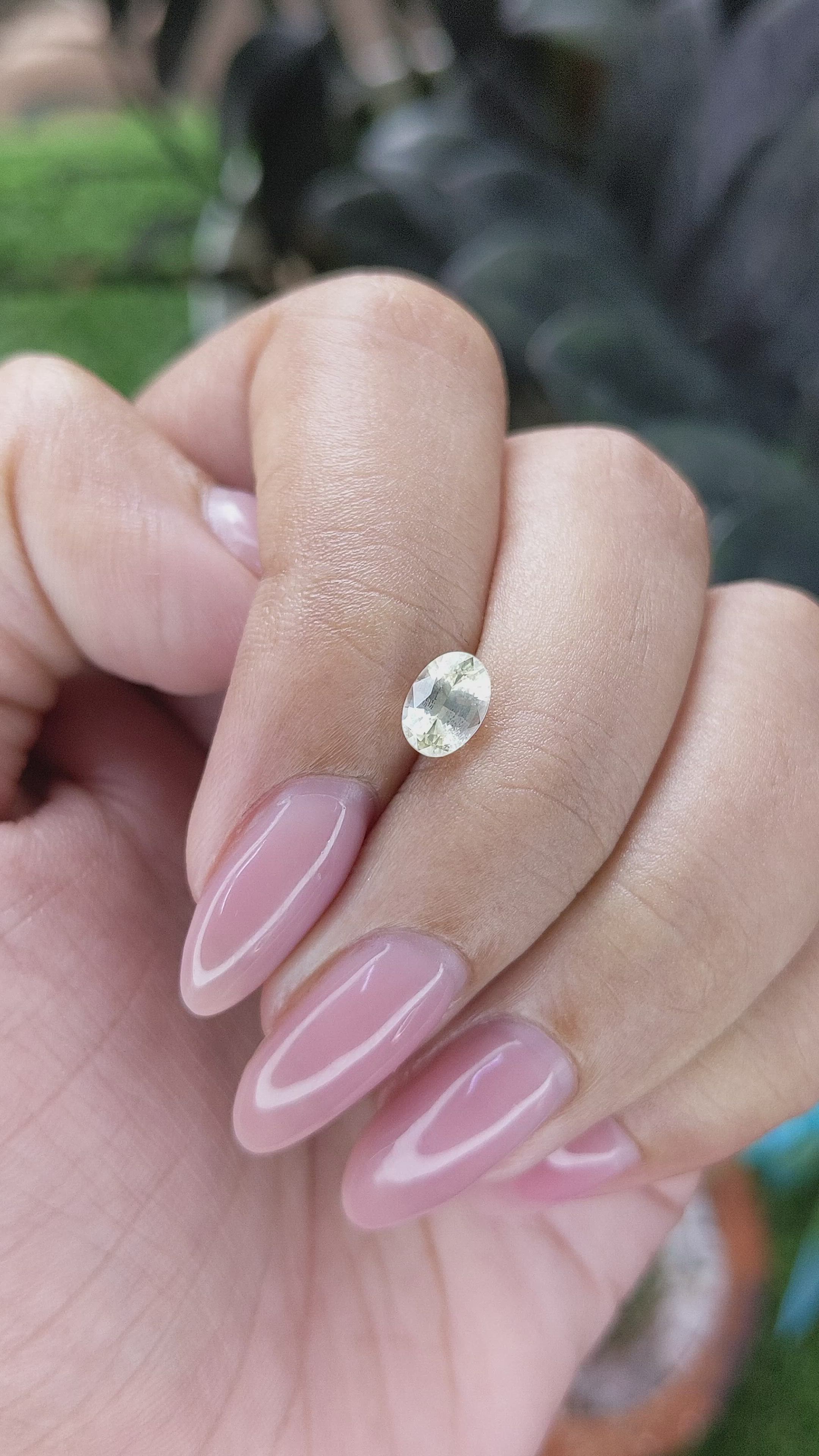 1.12 Ct. Yellow Sapphire from Ceylon (Sri Lanka) Size Video