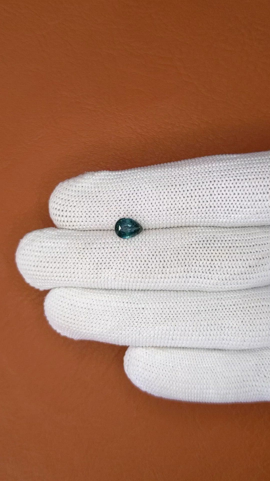 1.05 Ct. Greenish Blue Sapphire from Ceylon (Sri Lanka) Size Video