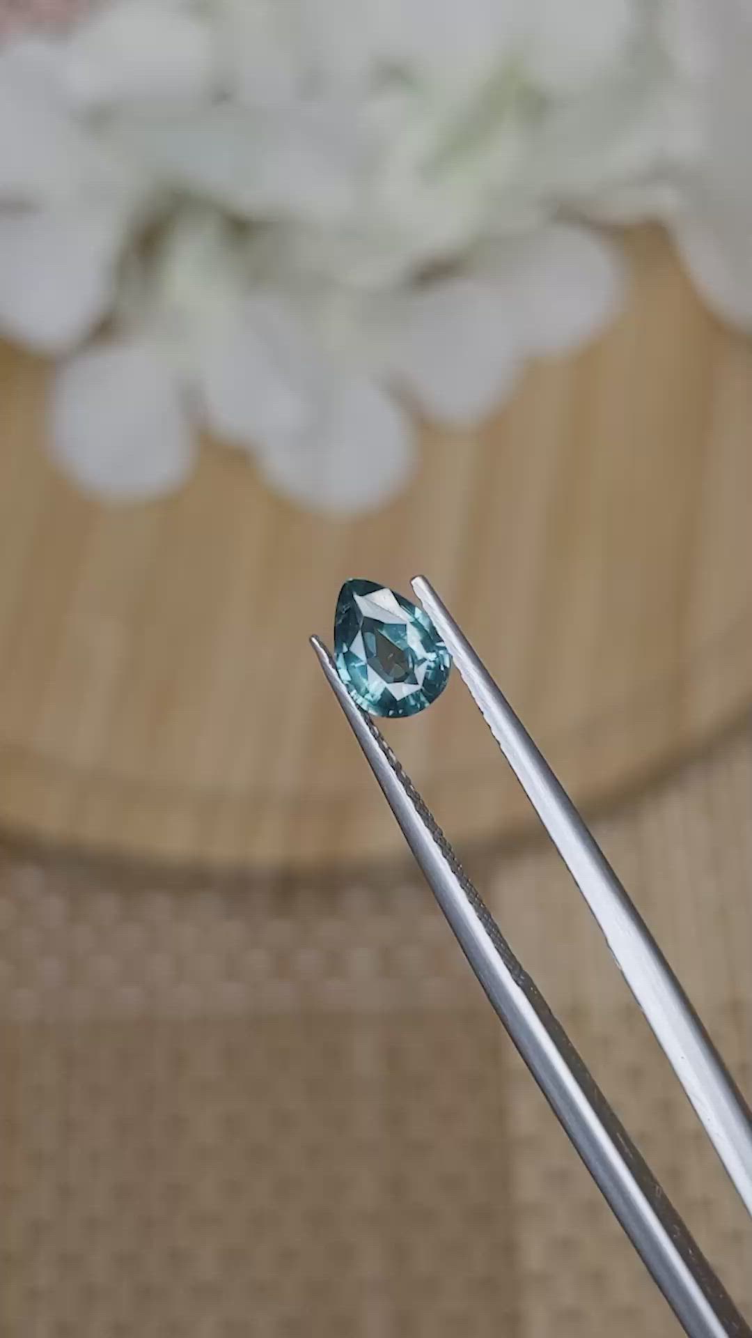 1.05 Ct. Greenish Blue Sapphire from Ceylon (Sri Lanka) Size Video