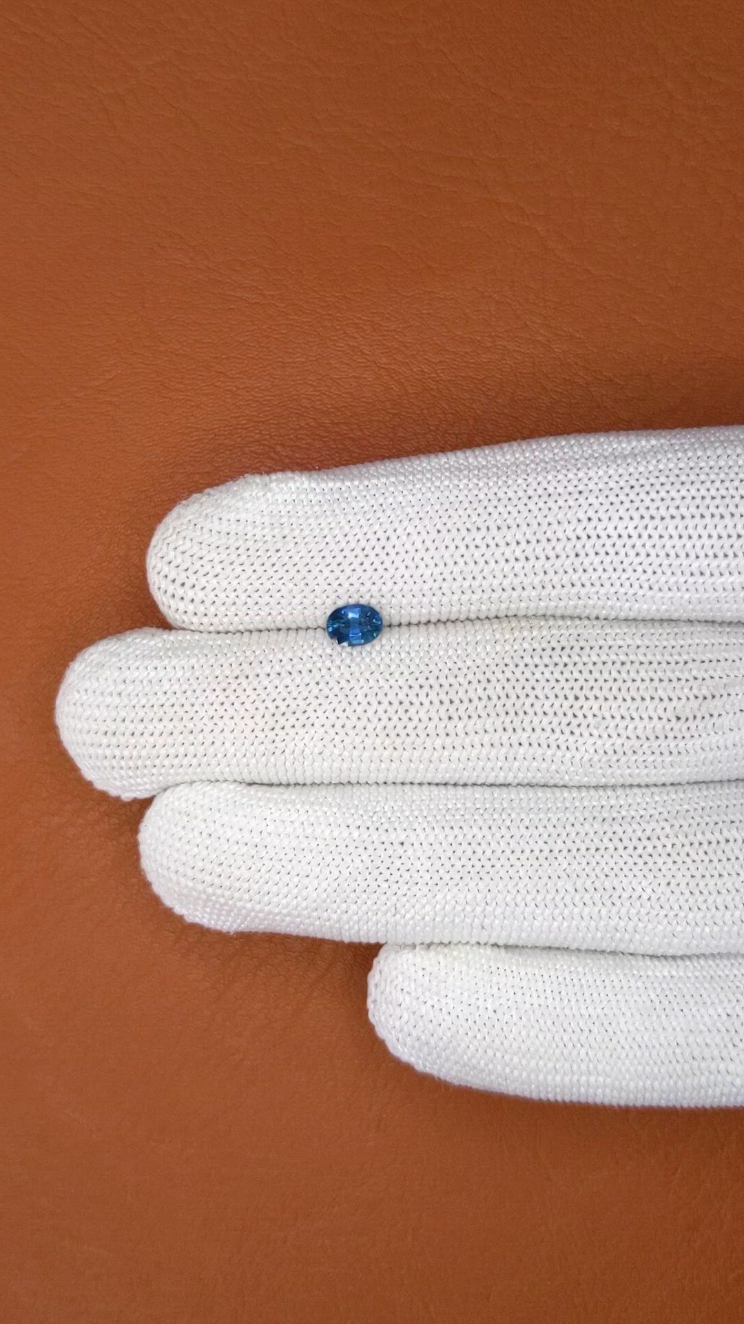0.57 Ct. Blue Sapphire from Ceylon (Sri Lanka) Size Video