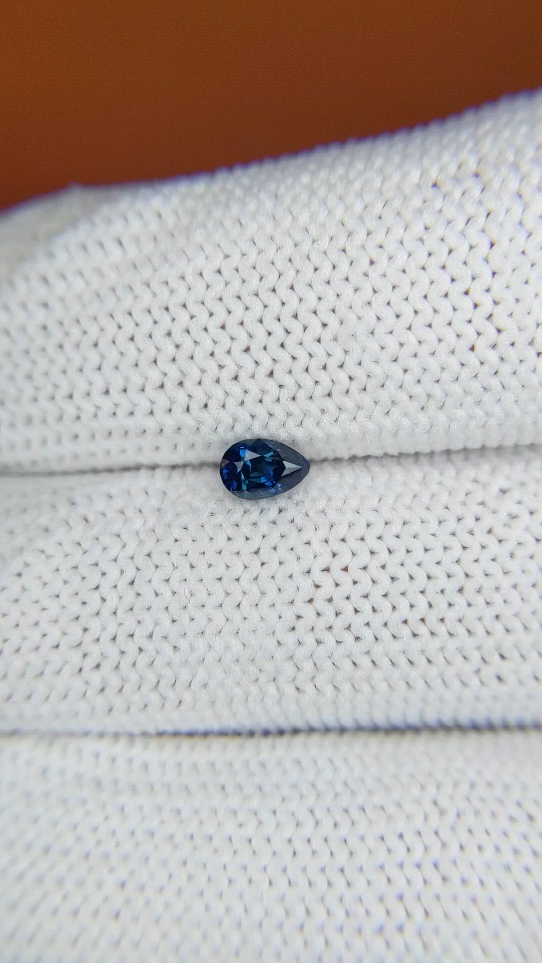0.35 Ct. Blue Sapphire from Ceylon (Sri Lanka) Size Video