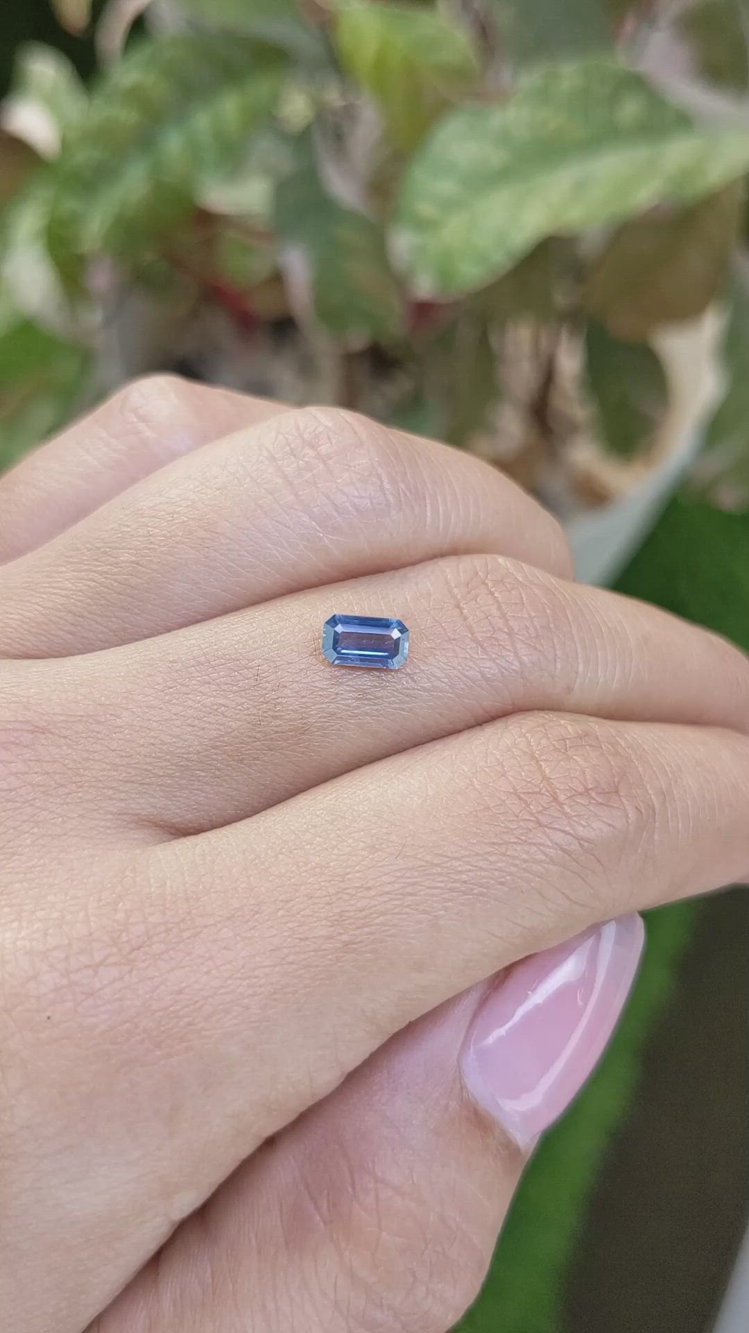 0.65 Ct. Blue Sapphire from Ceylon (Sri Lanka) Size Video