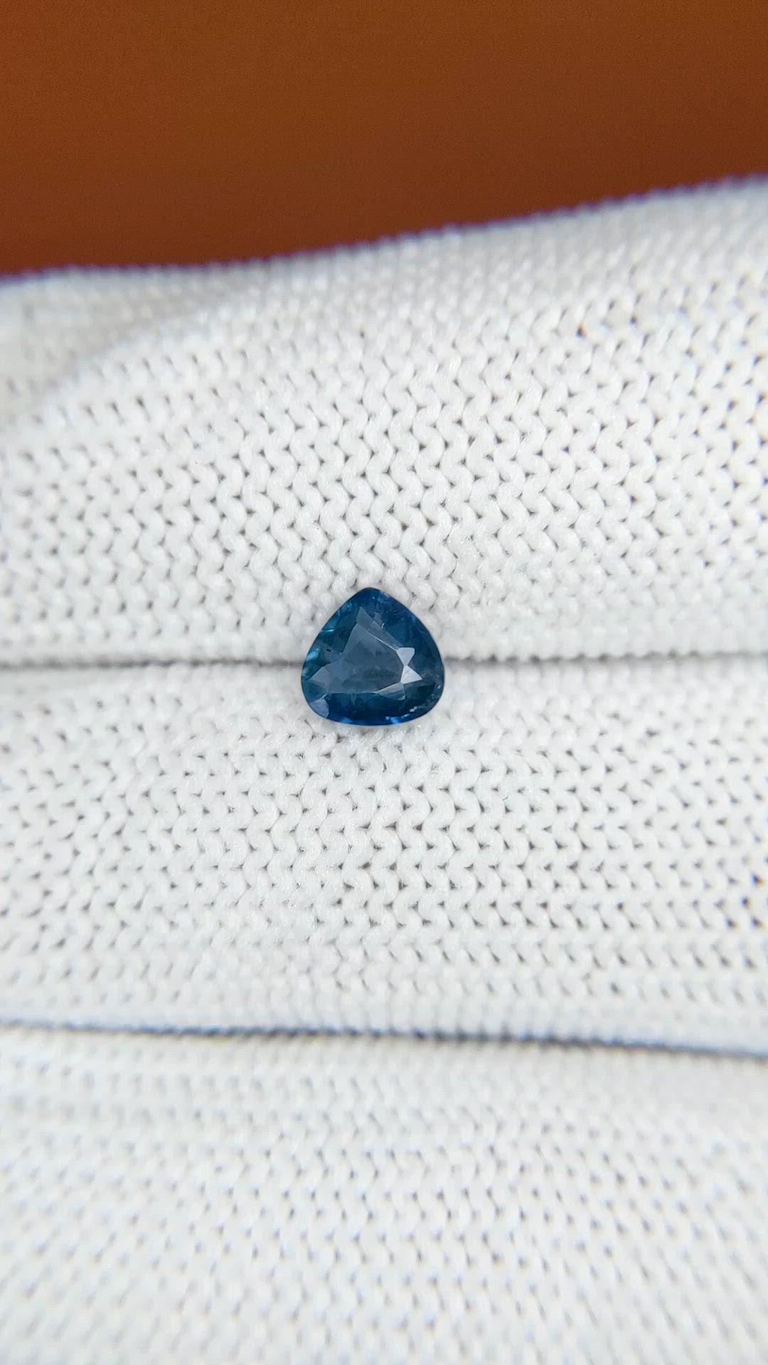 0.69 Ct. Blue Sapphire from Ceylon (Sri Lanka) Size Video