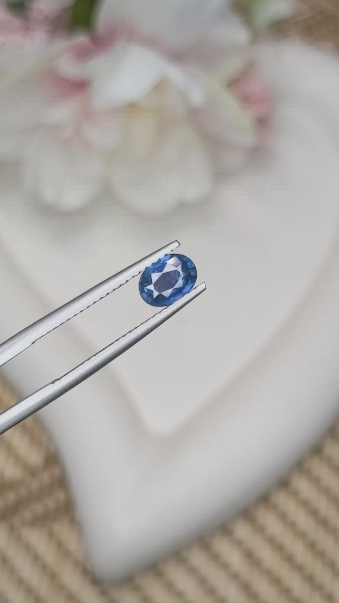 0.87 Ct. Blue Sapphire from Ceylon (Sri Lanka) Size Video