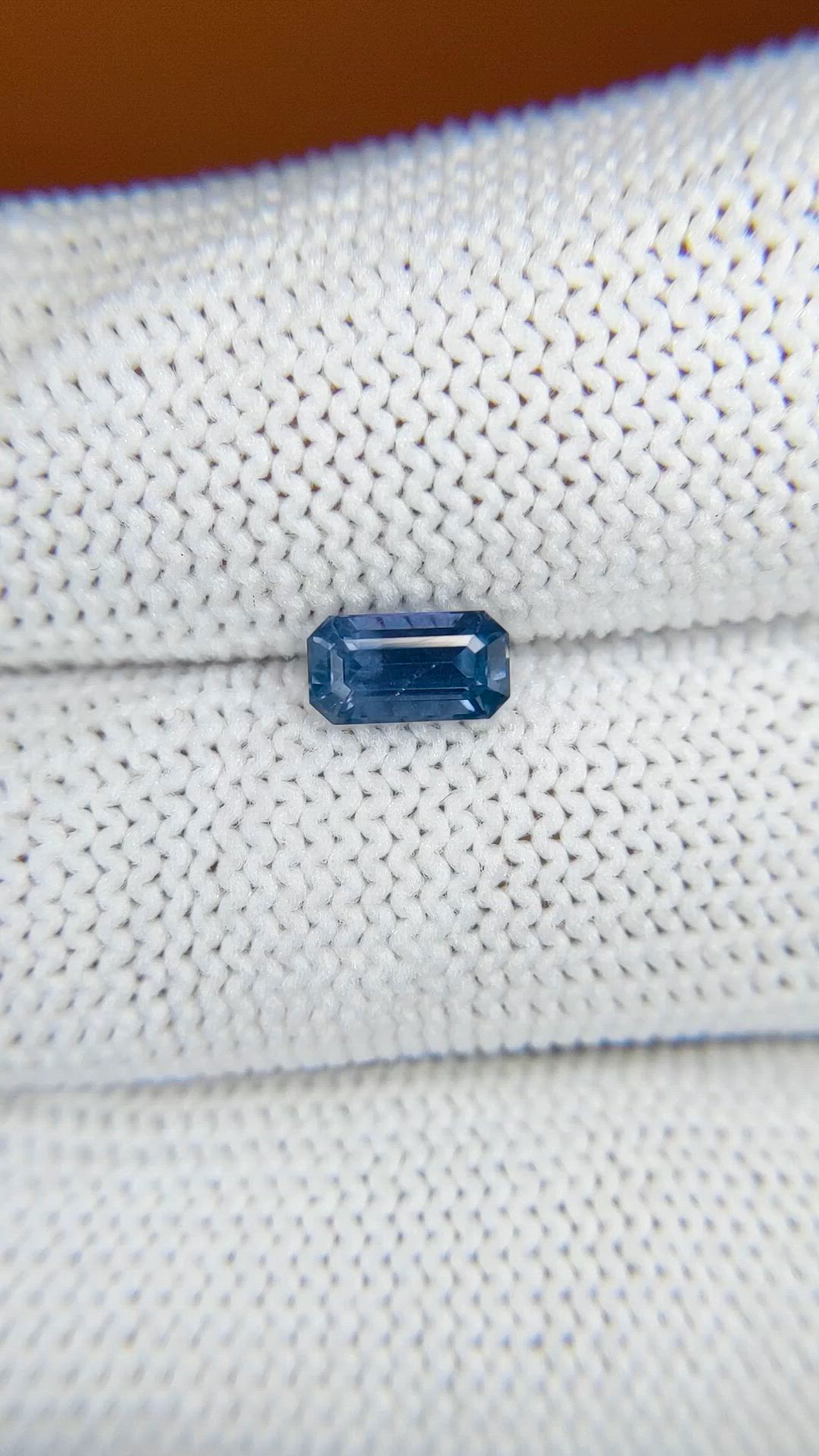 0.85 Ct. Blue Sapphire from Ceylon (Sri Lanka) Size Video