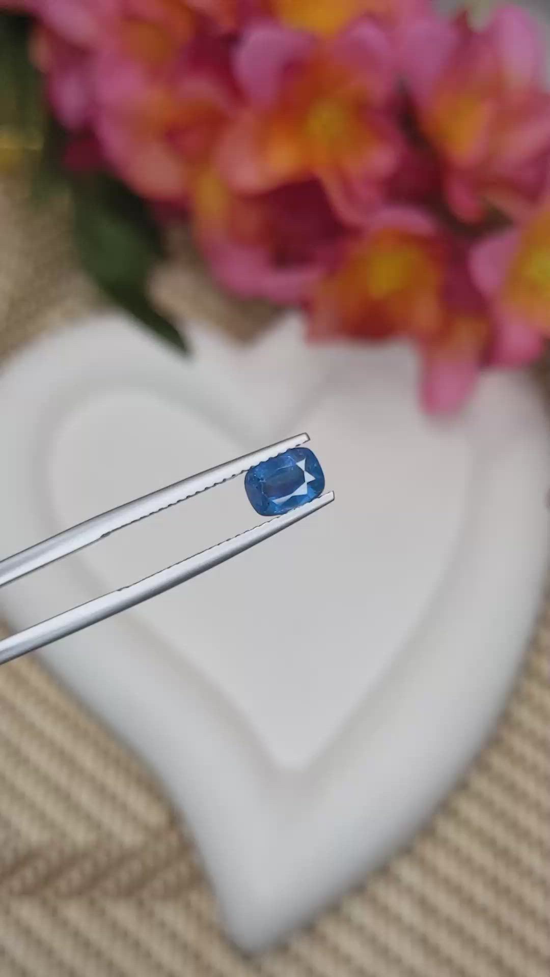 1.21 Ct. Greenish Blue Sapphire from Ceylon (Sri Lanka) Size Video