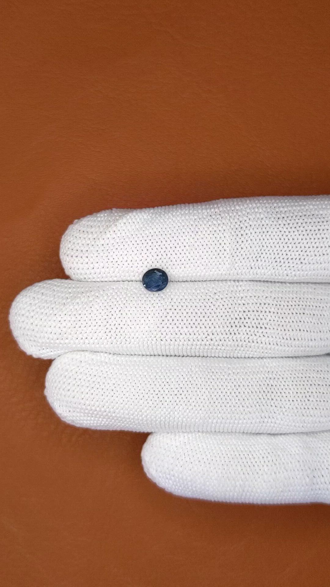 0.91 Ct. Blue Sapphire from Ceylon (Sri Lanka) Size Video