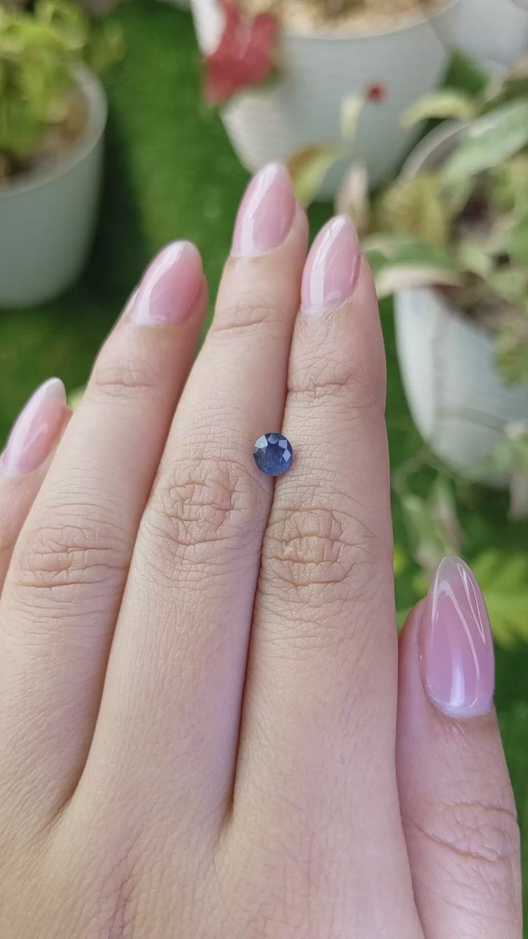 0.91 Ct. Blue Sapphire from Ceylon (Sri Lanka) Size Video