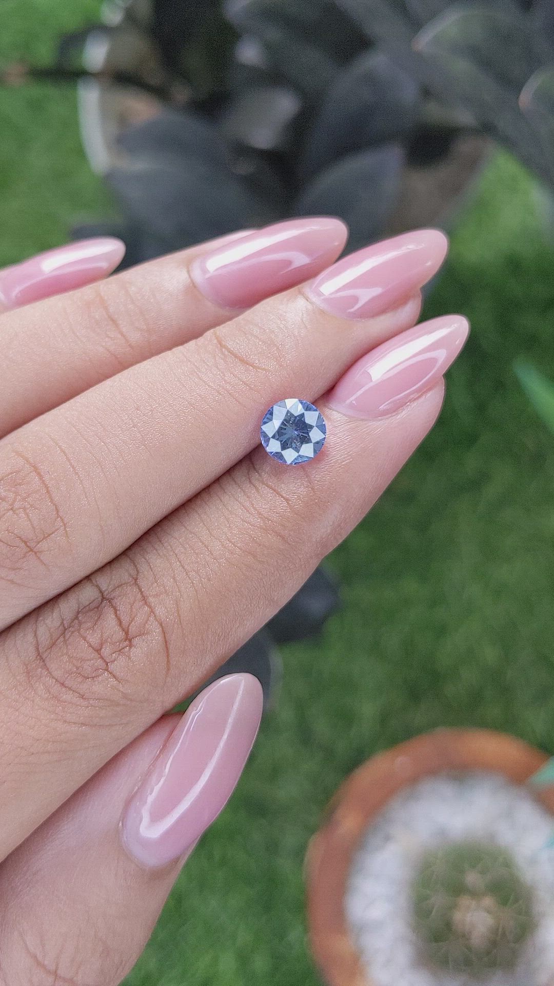 1.47 Ct. Blue Sapphire from Ceylon (Sri Lanka) Size Video