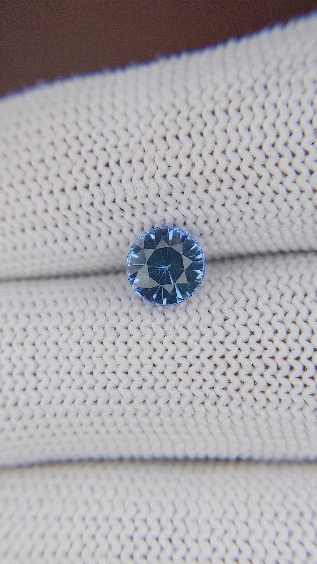 1.47 Ct. Blue Sapphire from Ceylon (Sri Lanka) Size Video