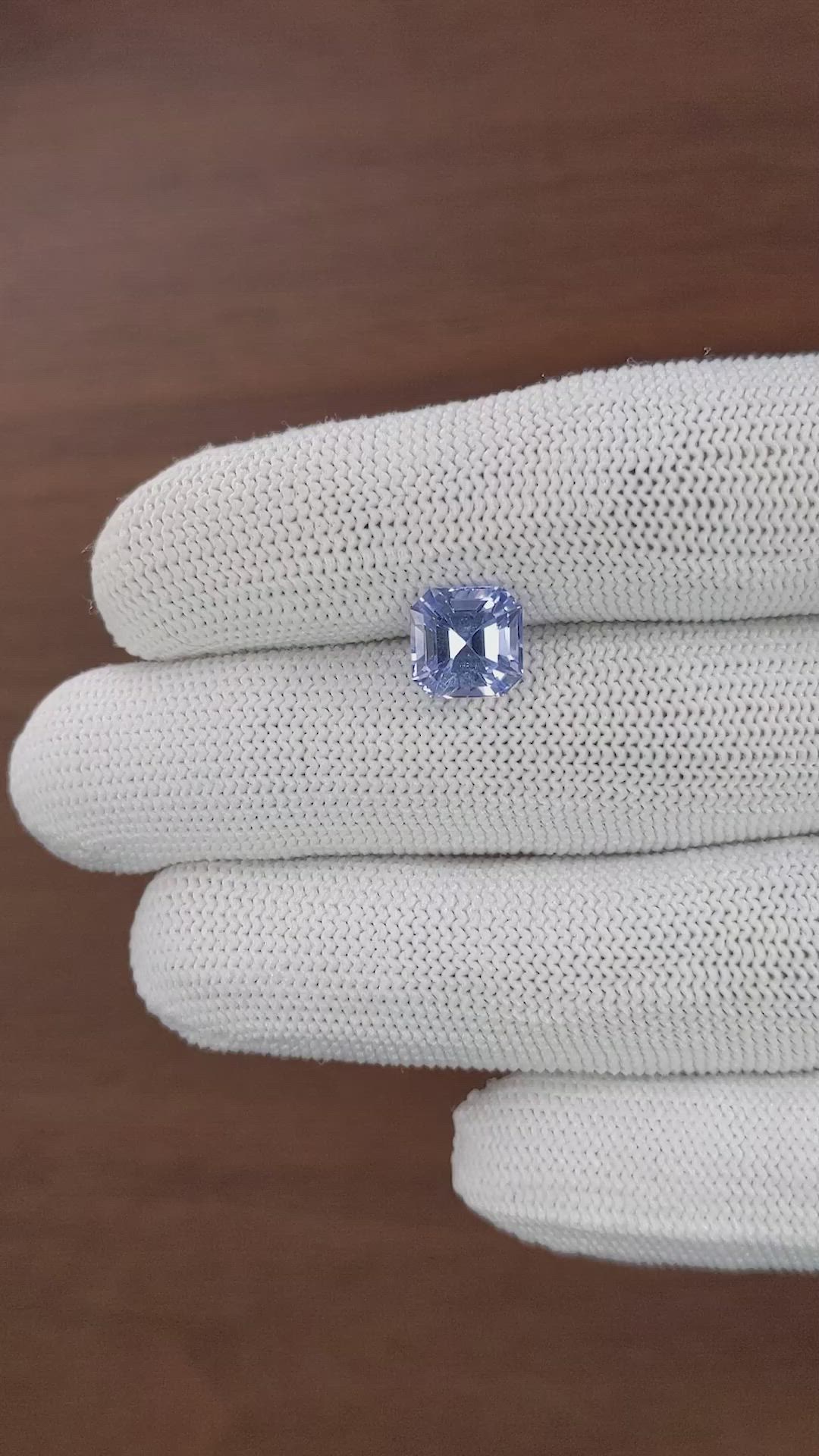 3.70 Ct. Blue Sapphire from Ceylon (Sri Lanka) Size Video