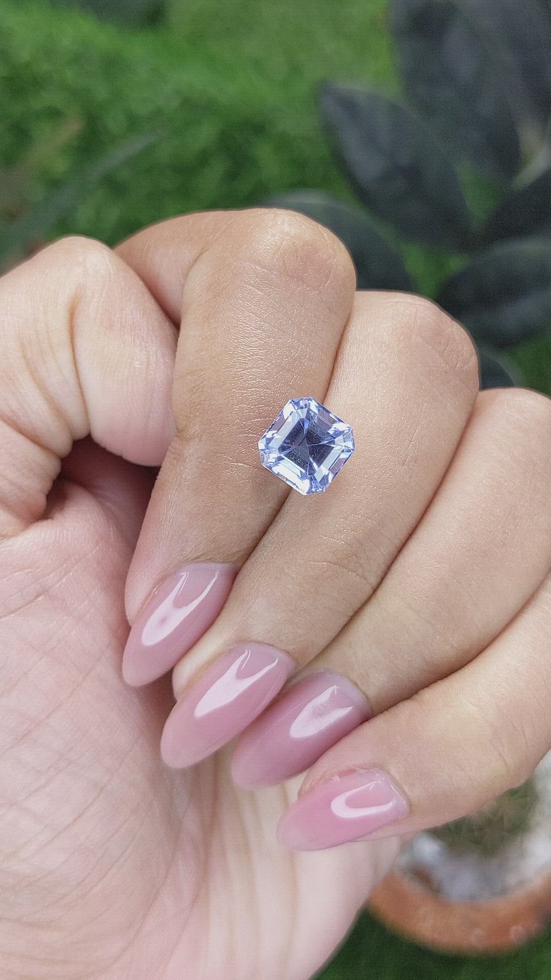 3.70 Ct. Blue Sapphire from Ceylon (Sri Lanka) Size Video