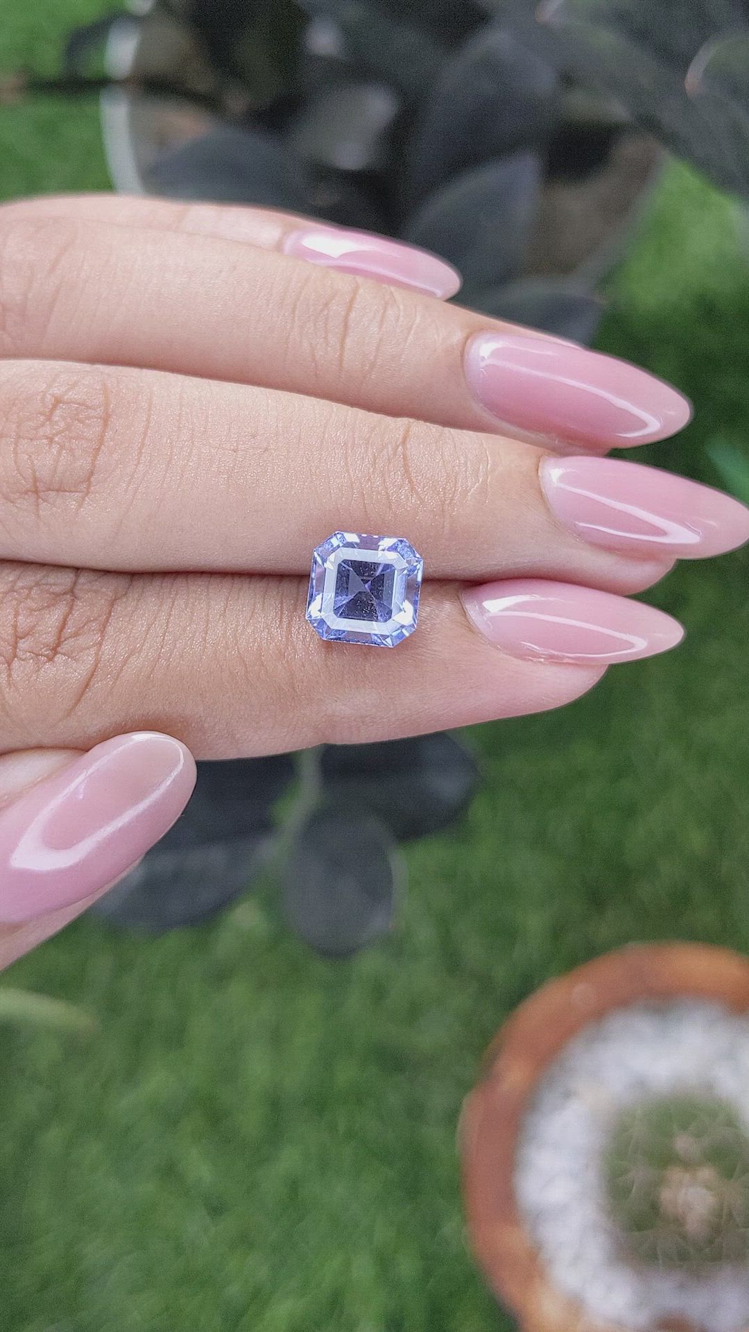 3.70 Ct. Blue Sapphire from Ceylon (Sri Lanka) Size Video