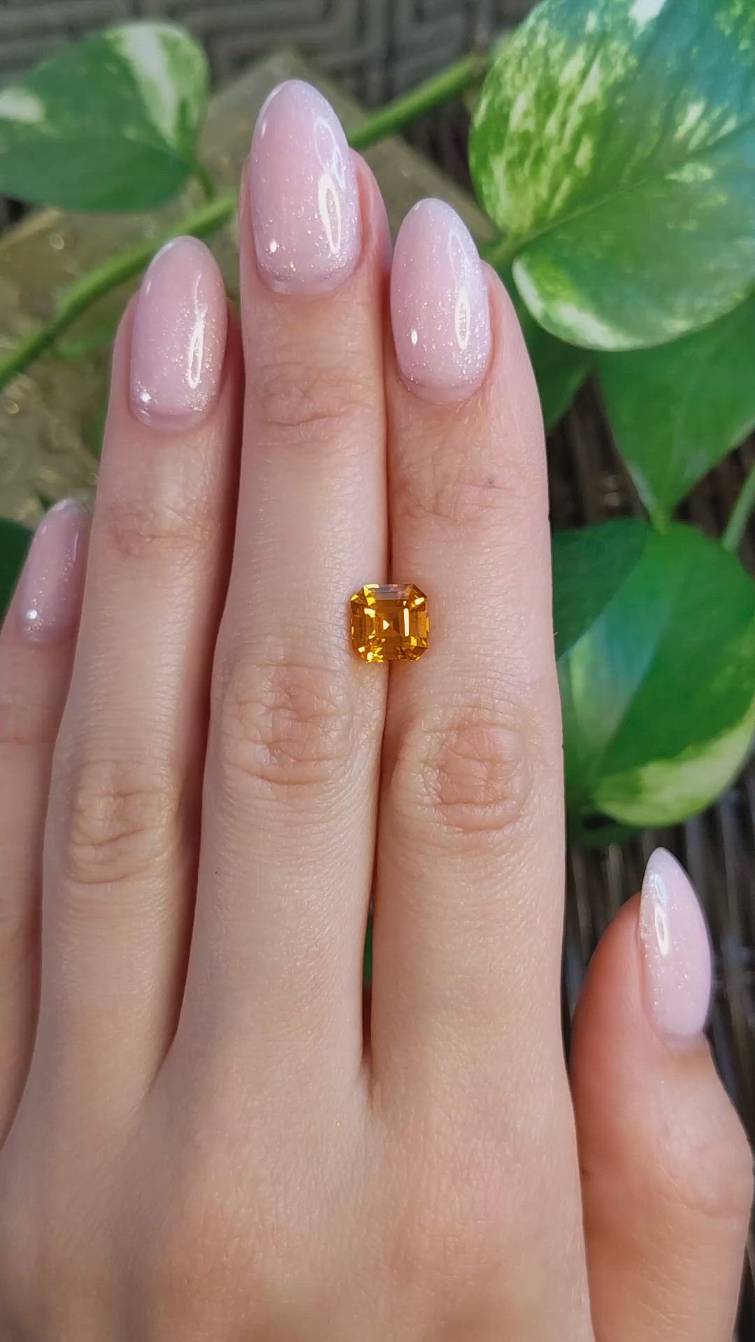 3.05 Ct. Yellowish Orange Sapphire from Ceylon (Sri Lanka) Size Video