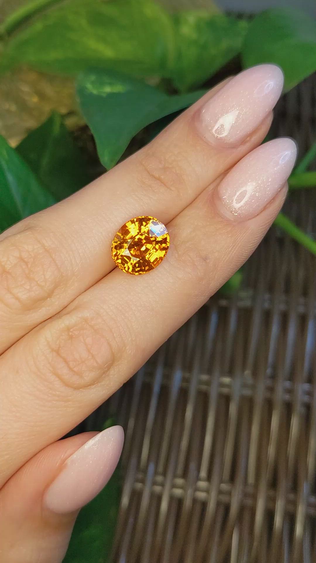 6.07 Ct. Orange Sapphire from Ceylon (Sri Lanka) Size Video