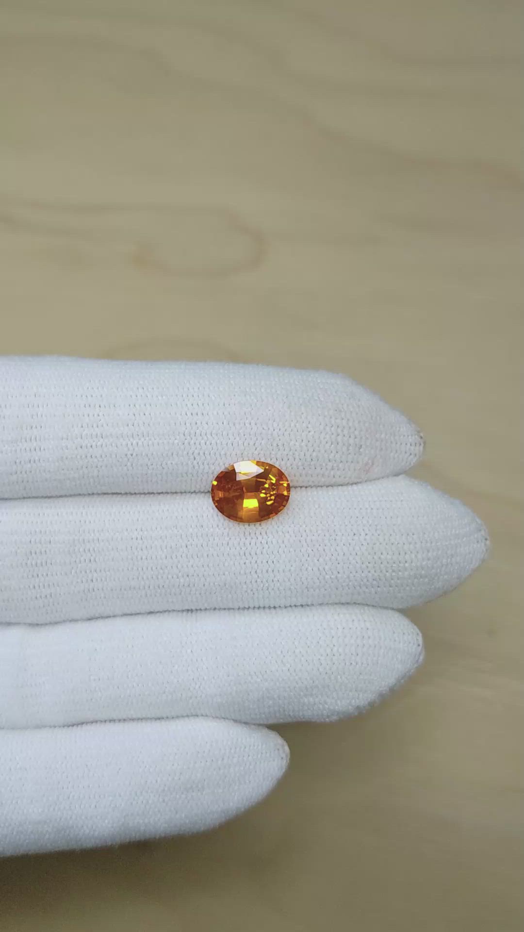 3.07 Ct. Orange Sapphire from Ceylon (Sri Lanka) Size Video