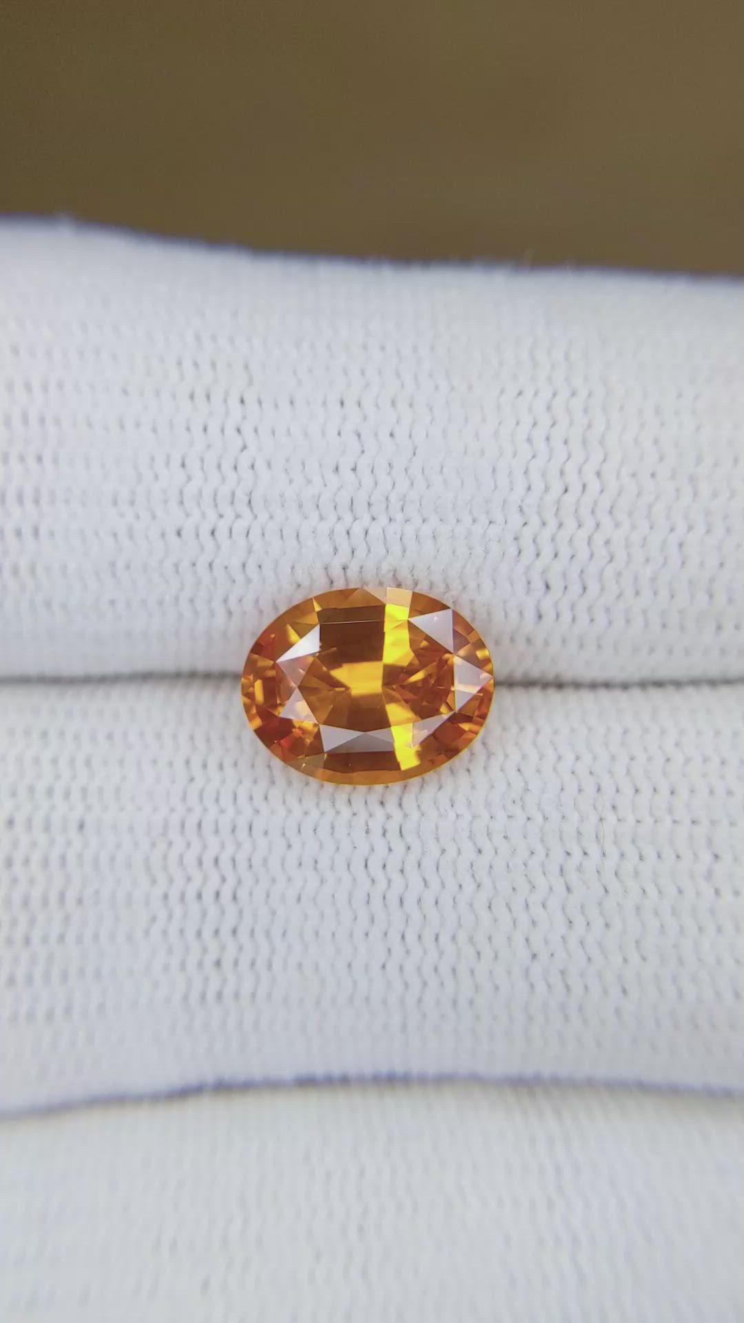3.07 Ct. Orange Sapphire from Ceylon (Sri Lanka) Size Video