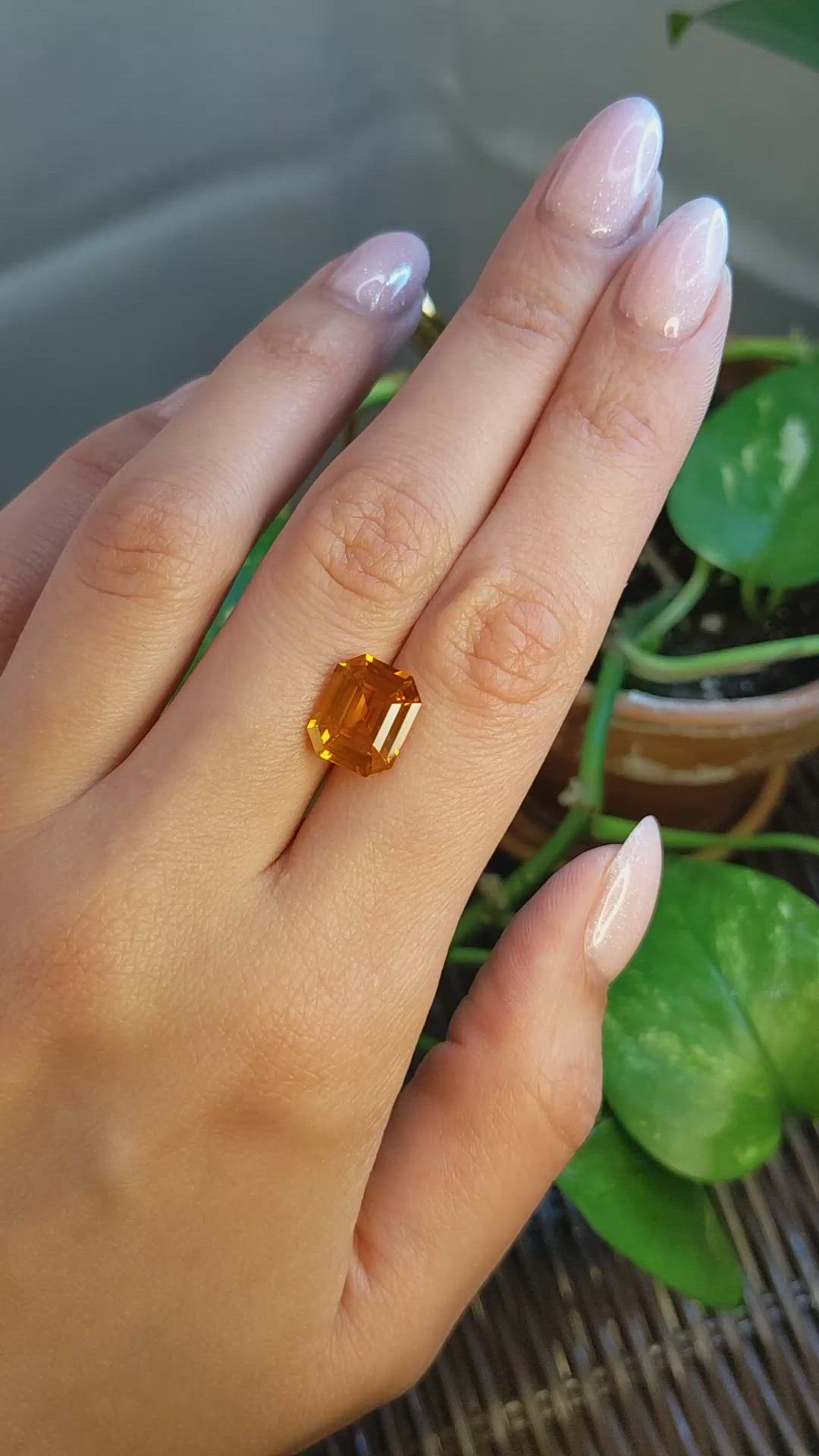6.06 Ct. Orange Sapphire from Ceylon (Sri Lanka) Size Video