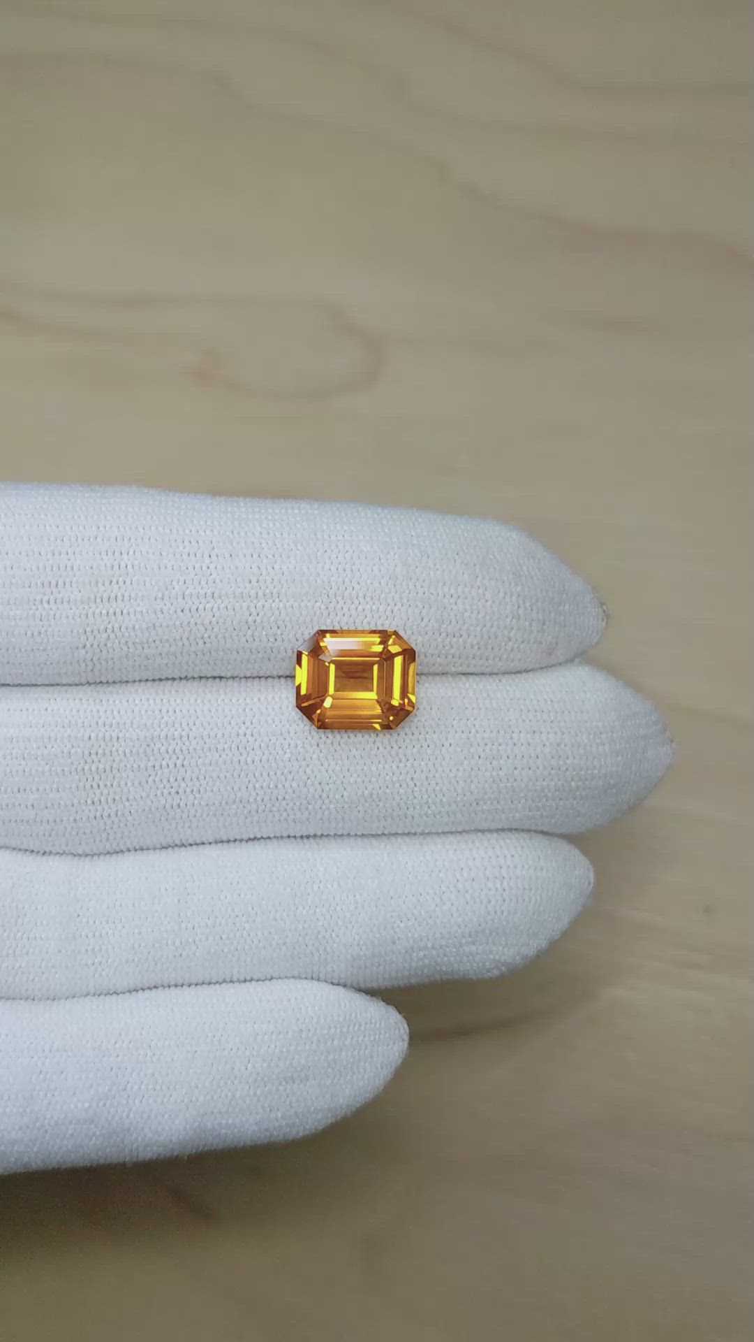 6.06 Ct. Orange Sapphire from Ceylon (Sri Lanka) Size Video