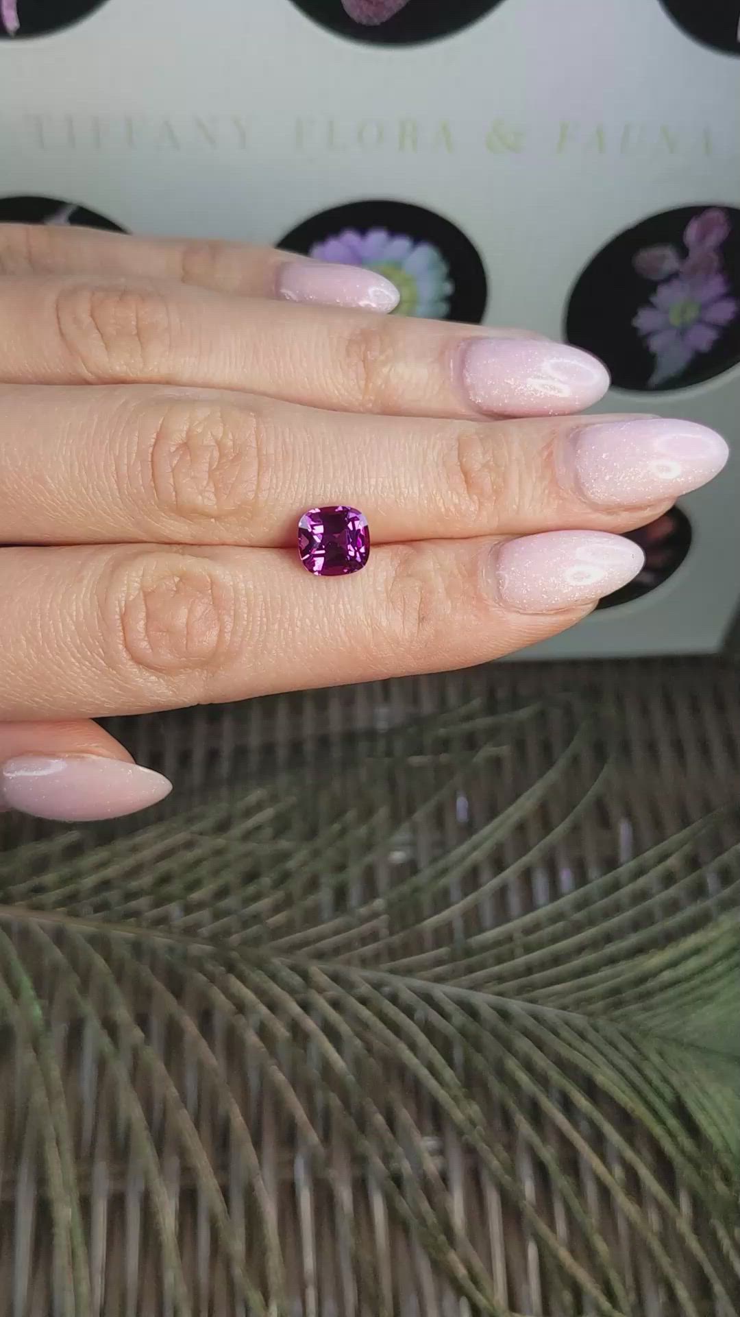 3.22 Ct. Purplish Pink Sapphire from Ceylon (Sri Lanka) Size Video