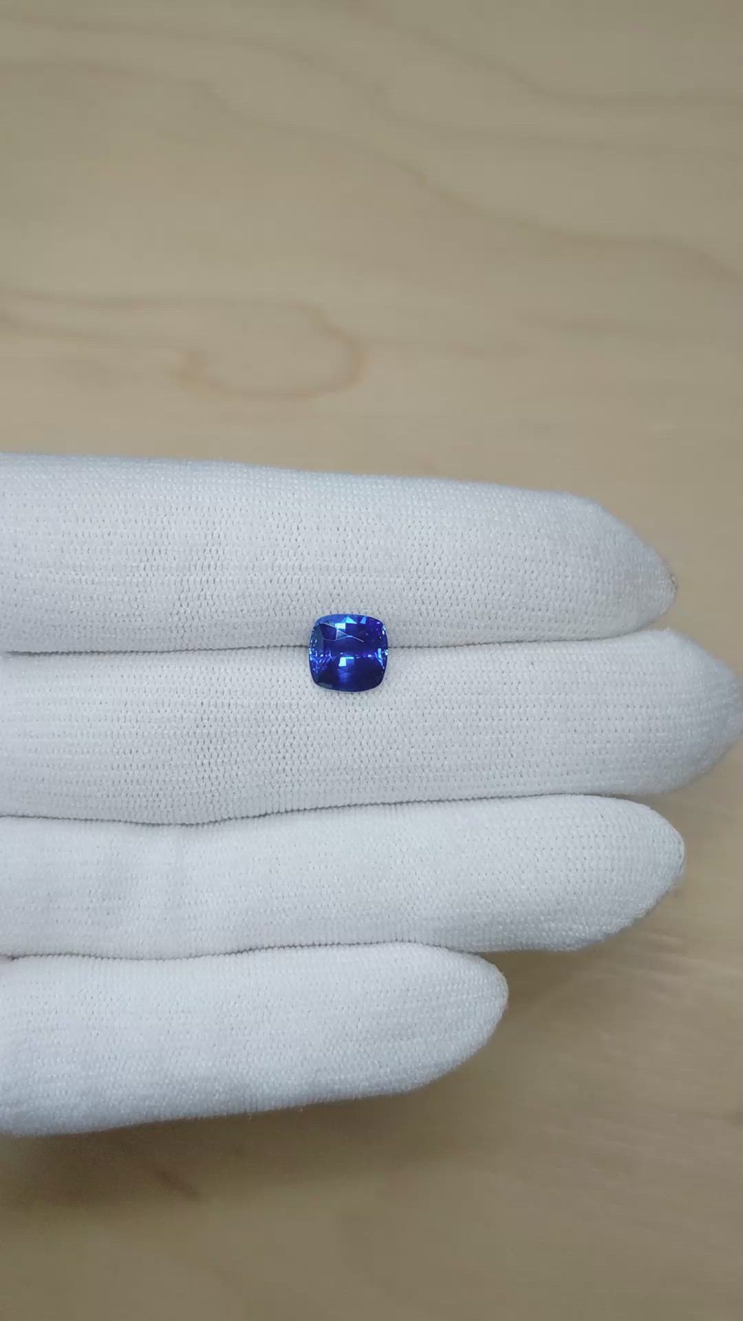 2.87 Ct. Blue Sapphire from Ceylon (Sri Lanka) Size Video