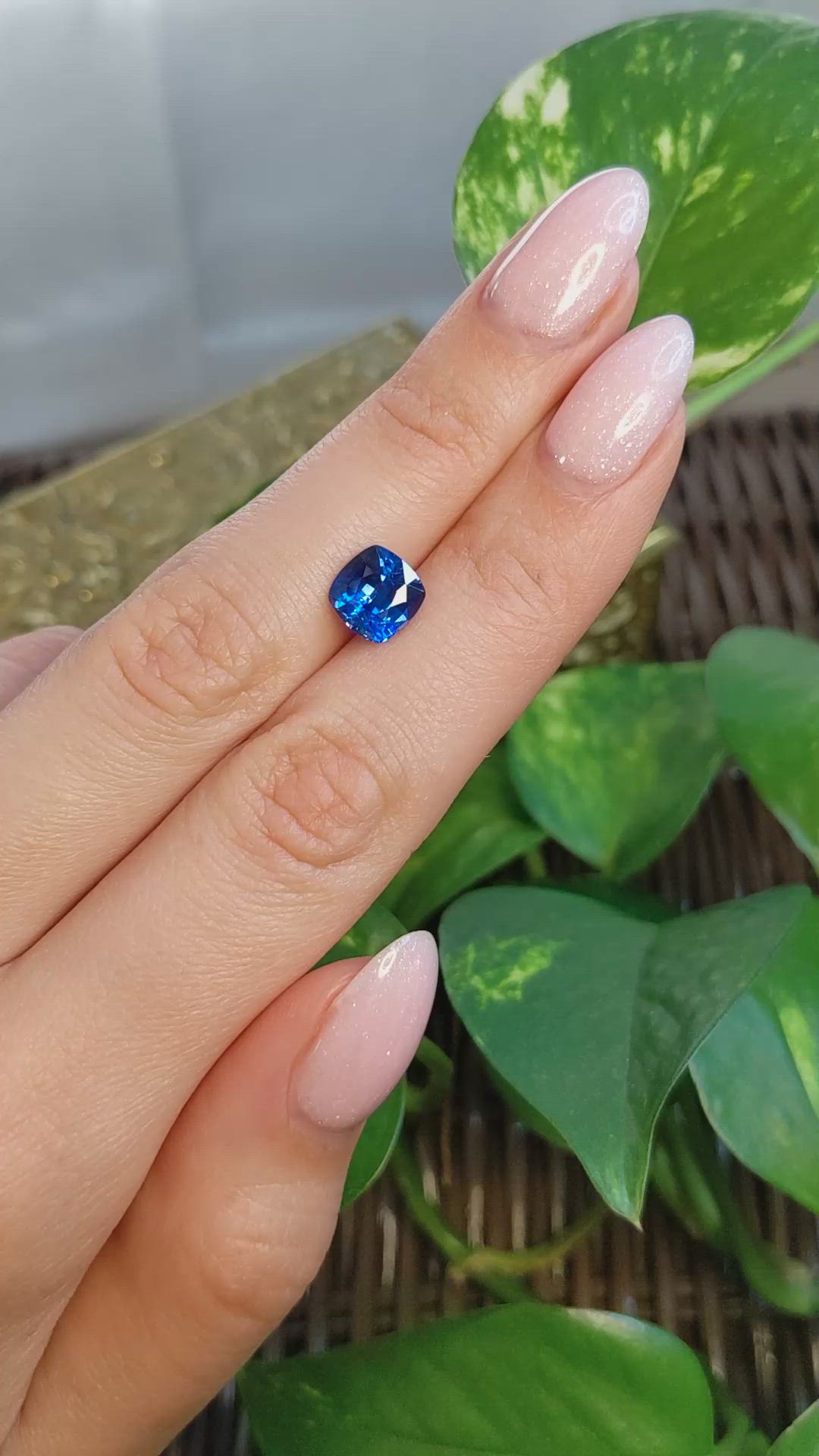 2.87 Ct. Blue Sapphire from Ceylon (Sri Lanka) Size Video
