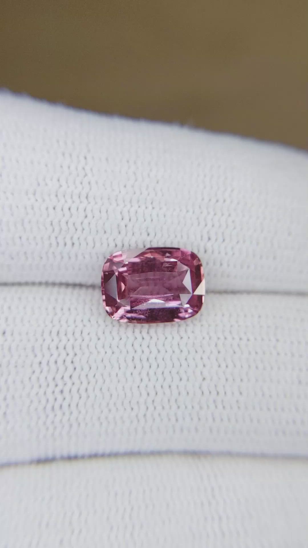 3.01 Ct. Pink Sapphire from Ceylon (Sri Lanka) Size Video