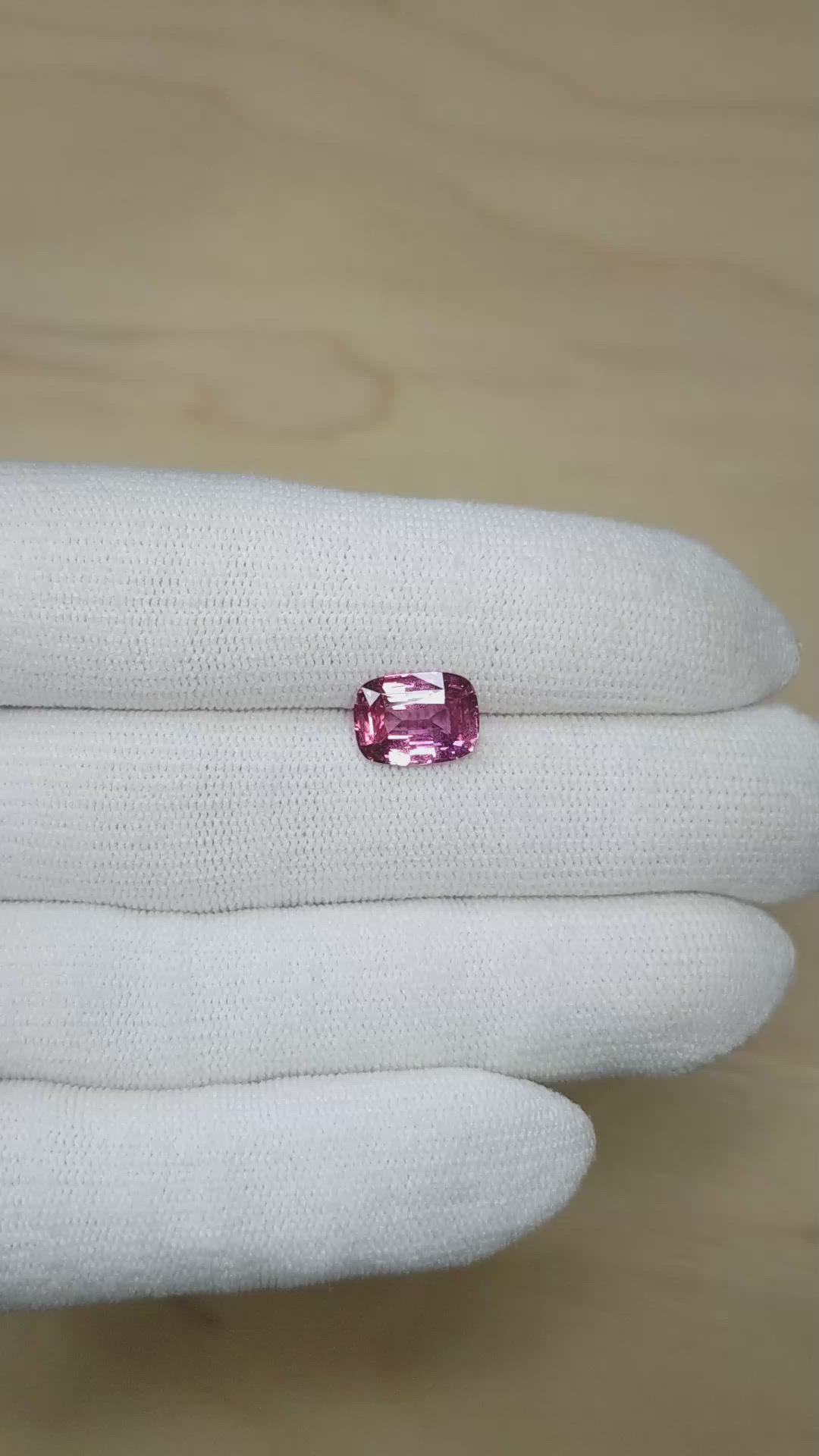 3.01 Ct. Pink Sapphire from Ceylon (Sri Lanka) Size Video