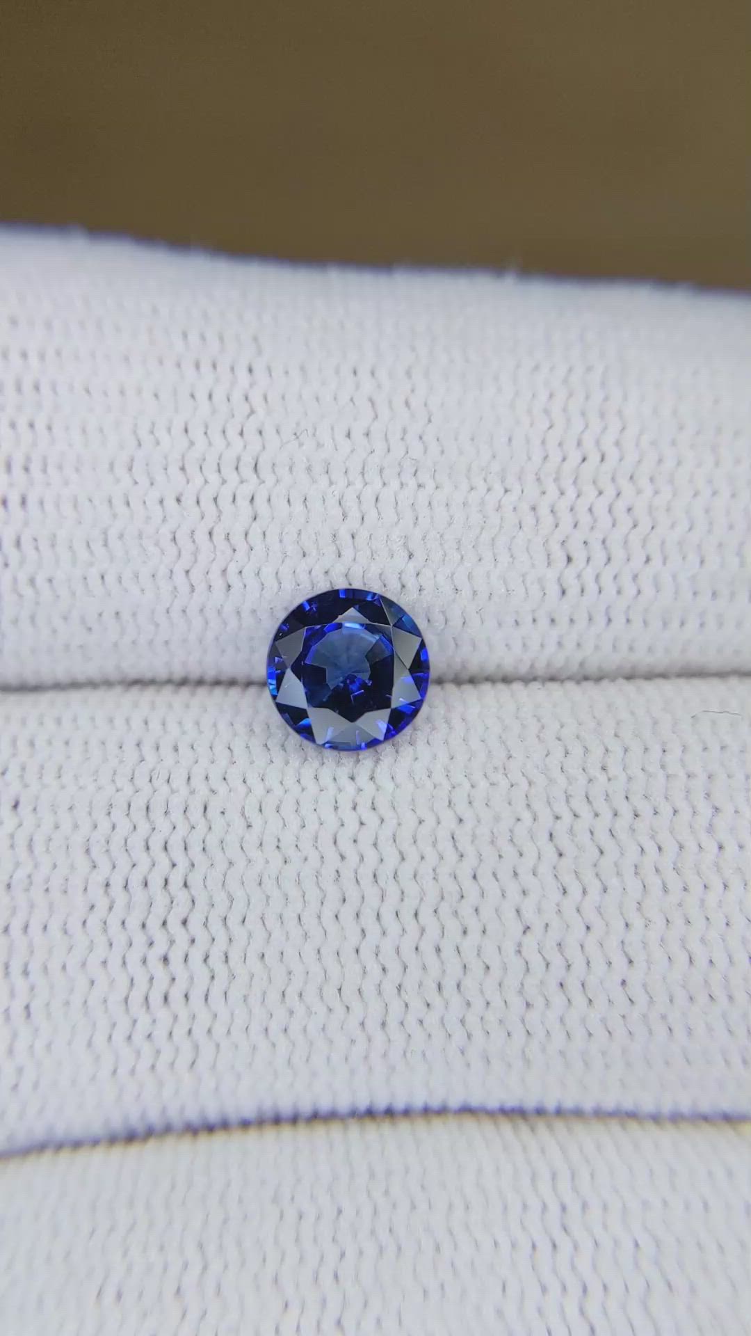1.24 Ct. Blue Sapphire from Ceylon (Sri Lanka) Size Video