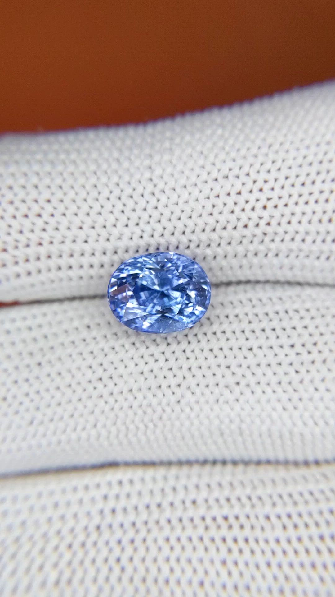 4.08 Ct. Blue Sapphire from Ceylon (Sri Lanka) Size Video