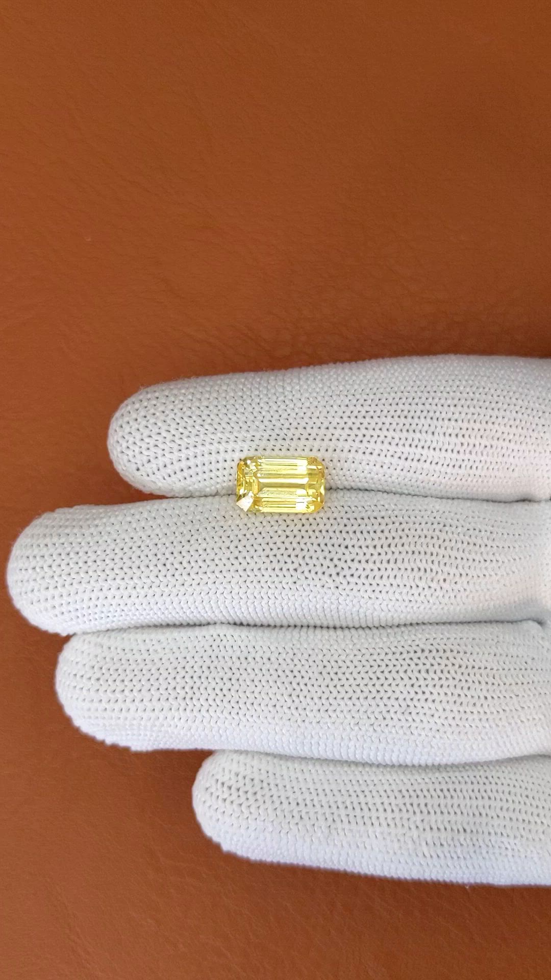 5.60 Ct. Yellow Sapphire from Ceylon (Sri Lanka) Size Video