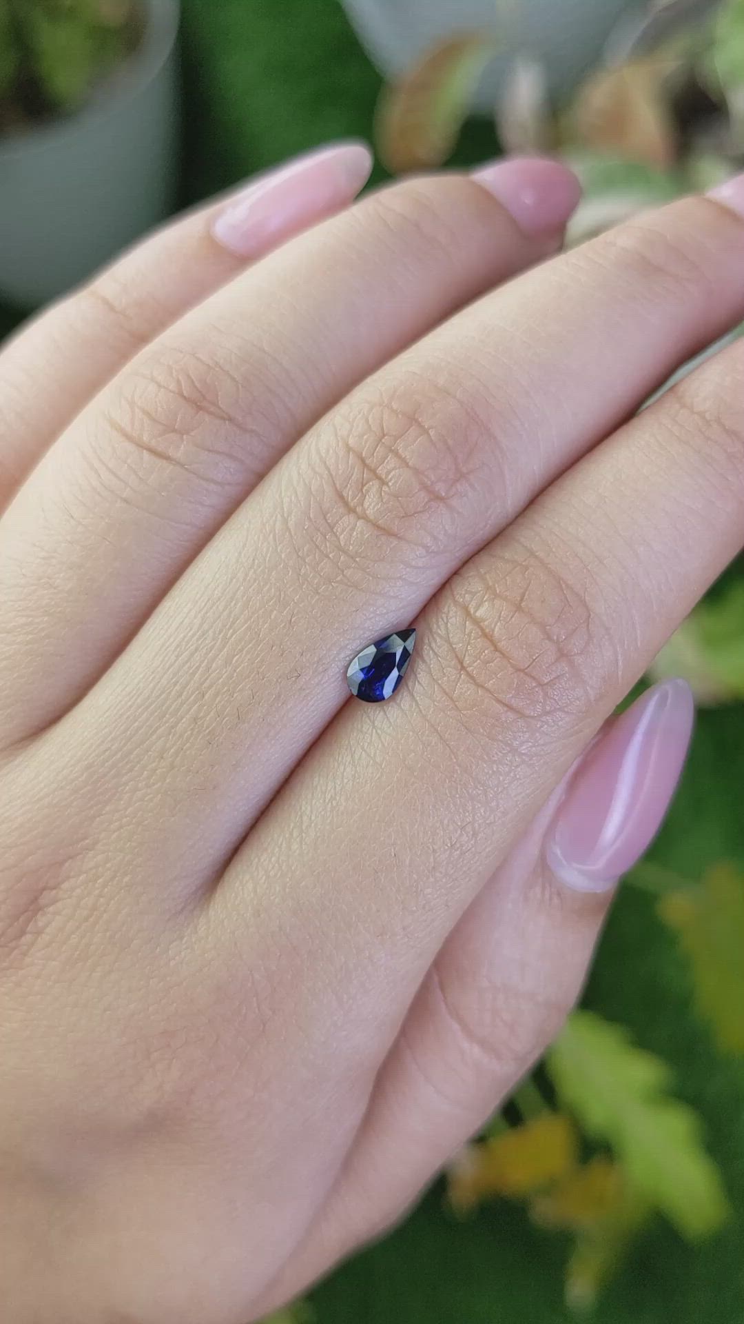 0.54 Ct. Purplish Blue Sapphire from Ceylon (Sri Lanka) Size Video