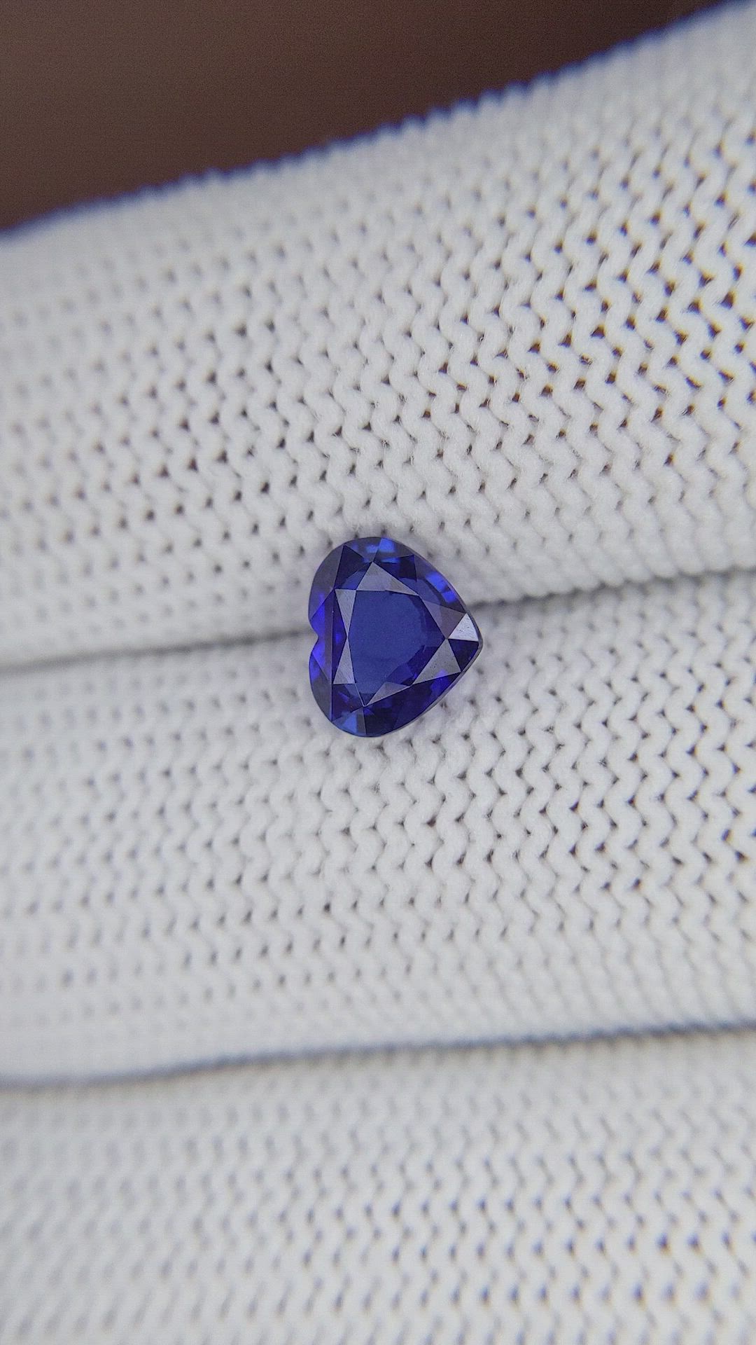 1.55 Ct. Blue Sapphire from Ceylon (Sri Lanka) Size Video