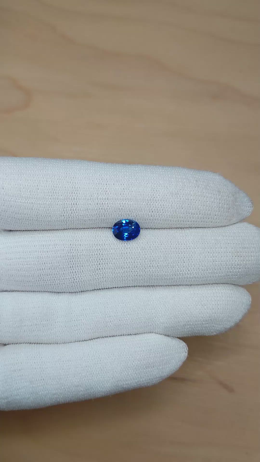 1.59 Ct. Blue Sapphire from Ceylon (Sri Lanka) Size Video
