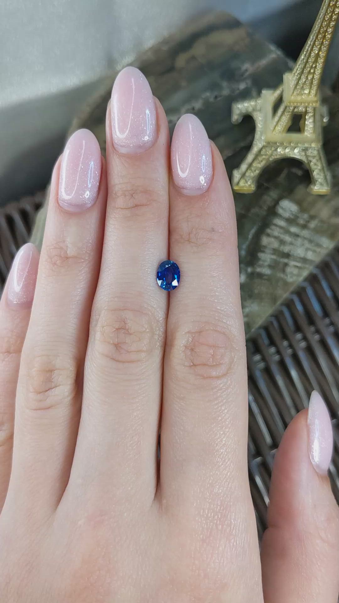 1.09 Ct. Blue Sapphire from Ceylon (Sri Lanka) Size Video