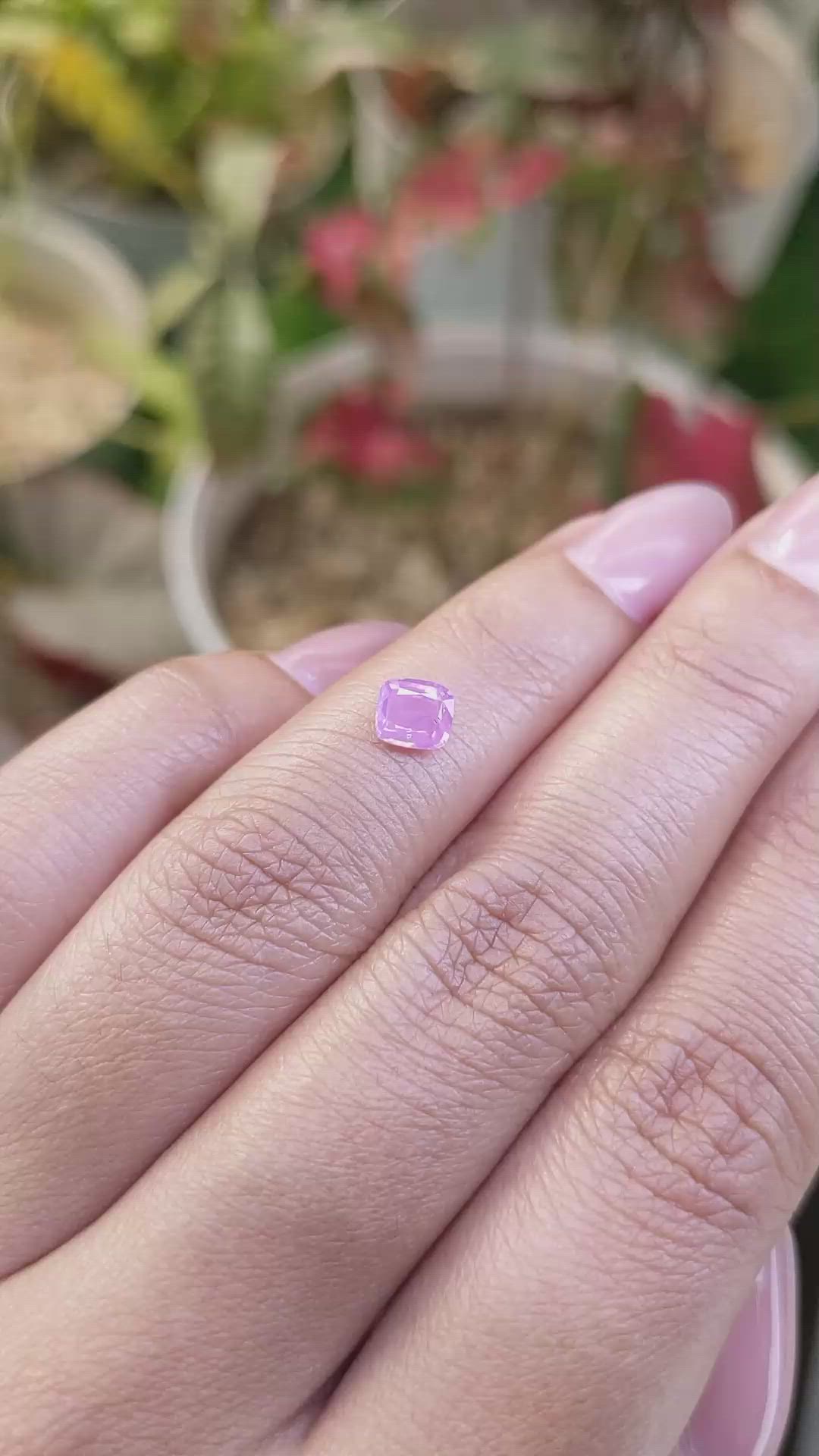 0.66 Ct. Pinkish Purple Sapphire from Ceylon (Sri Lanka) Size Video