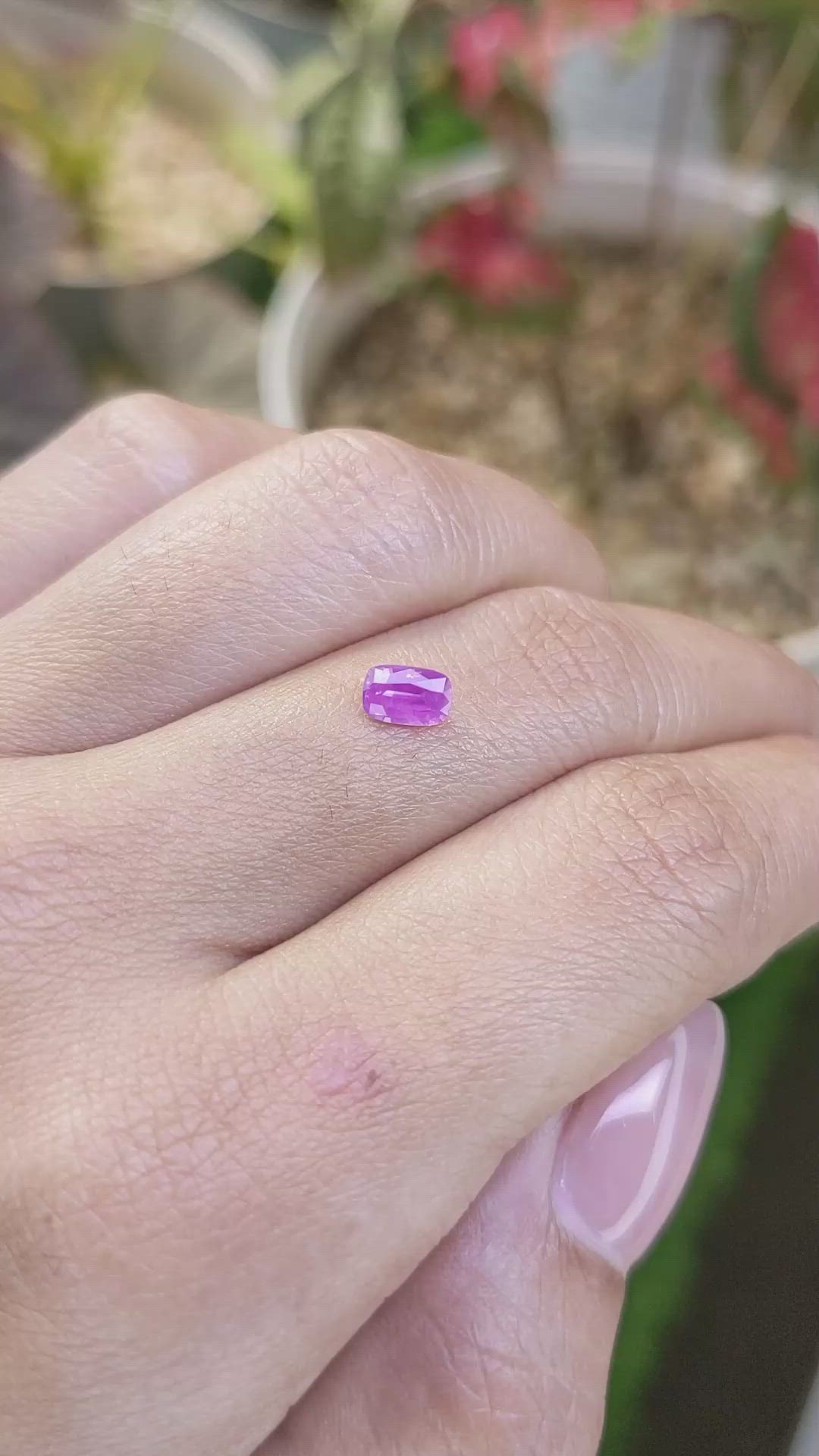 0.54 Ct. Pinkish Purple Sapphire from Ceylon (Sri Lanka) Size Video