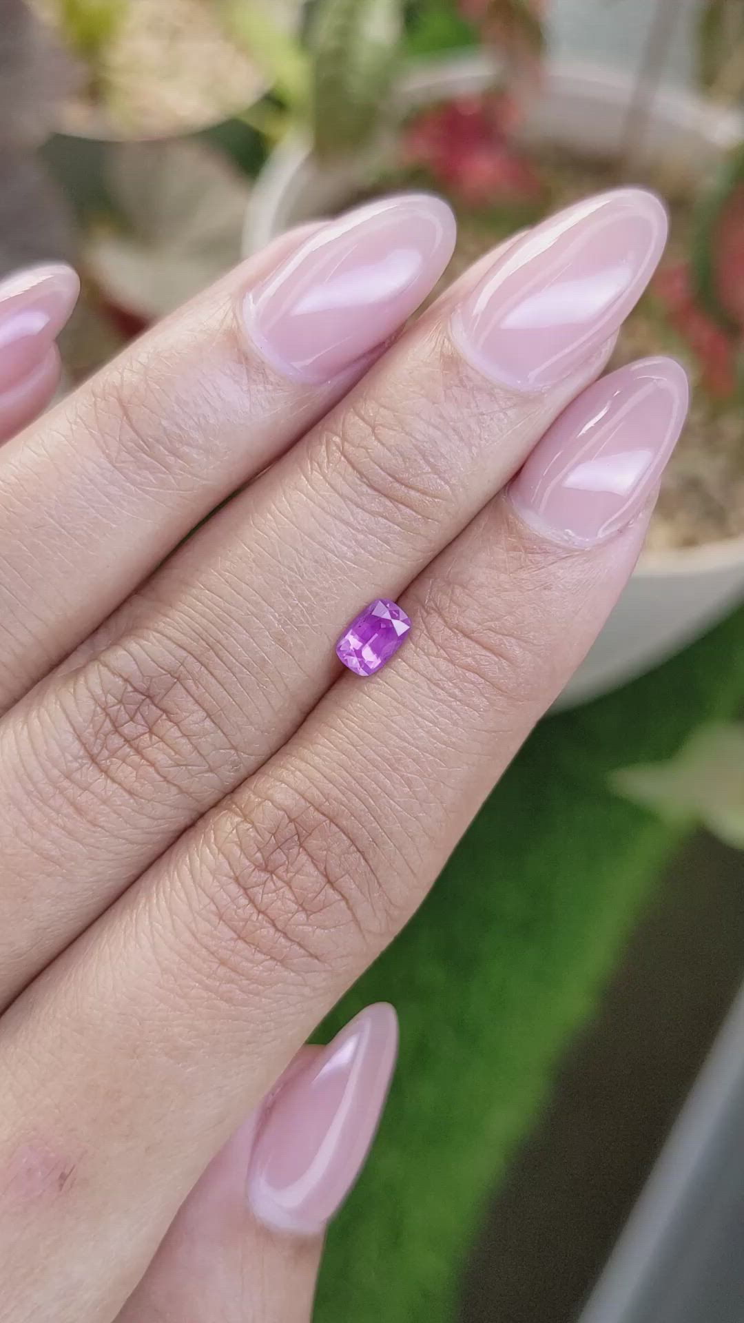 0.54 Ct. Pinkish Purple Sapphire from Ceylon (Sri Lanka) Size Video