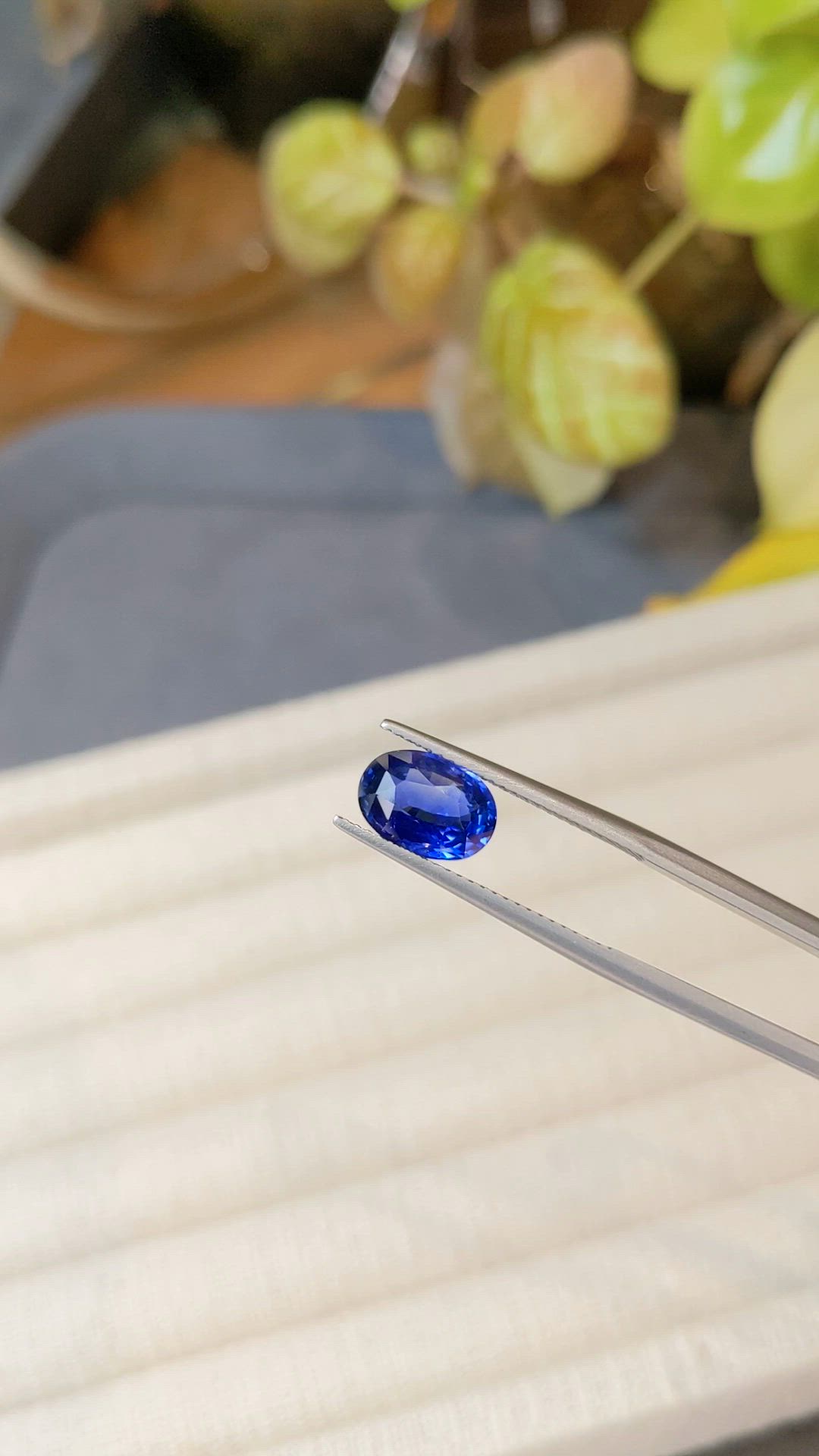 3.21 Ct. Blue Sapphire from Ceylon (Sri Lanka) Size Video